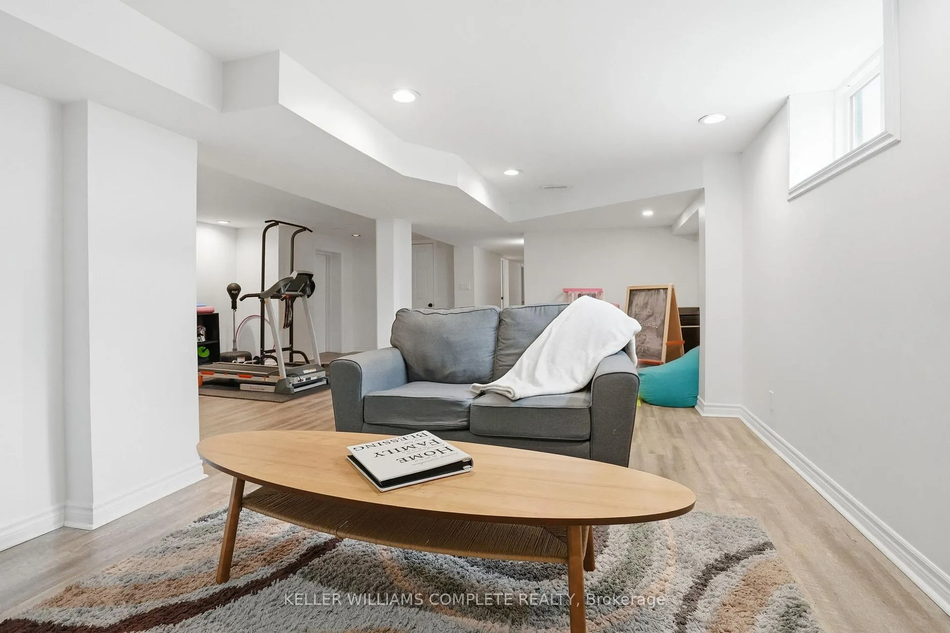 Photo 25 of 533 Woodburn Road, Hamilton, Woodburn — HOMEH