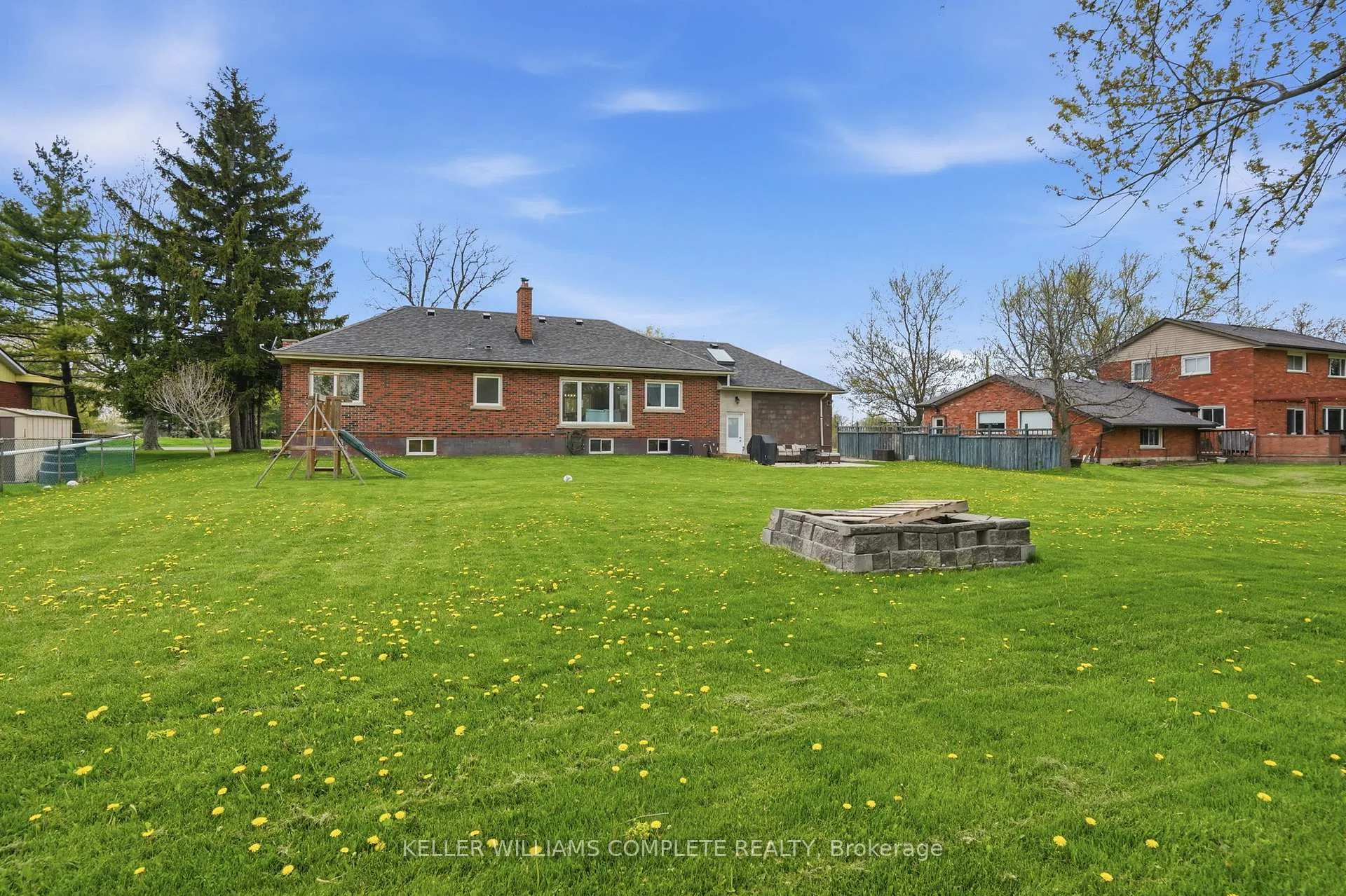 Photo 33 of 533 Woodburn Road, Hamilton, Woodburn — HOMEH
