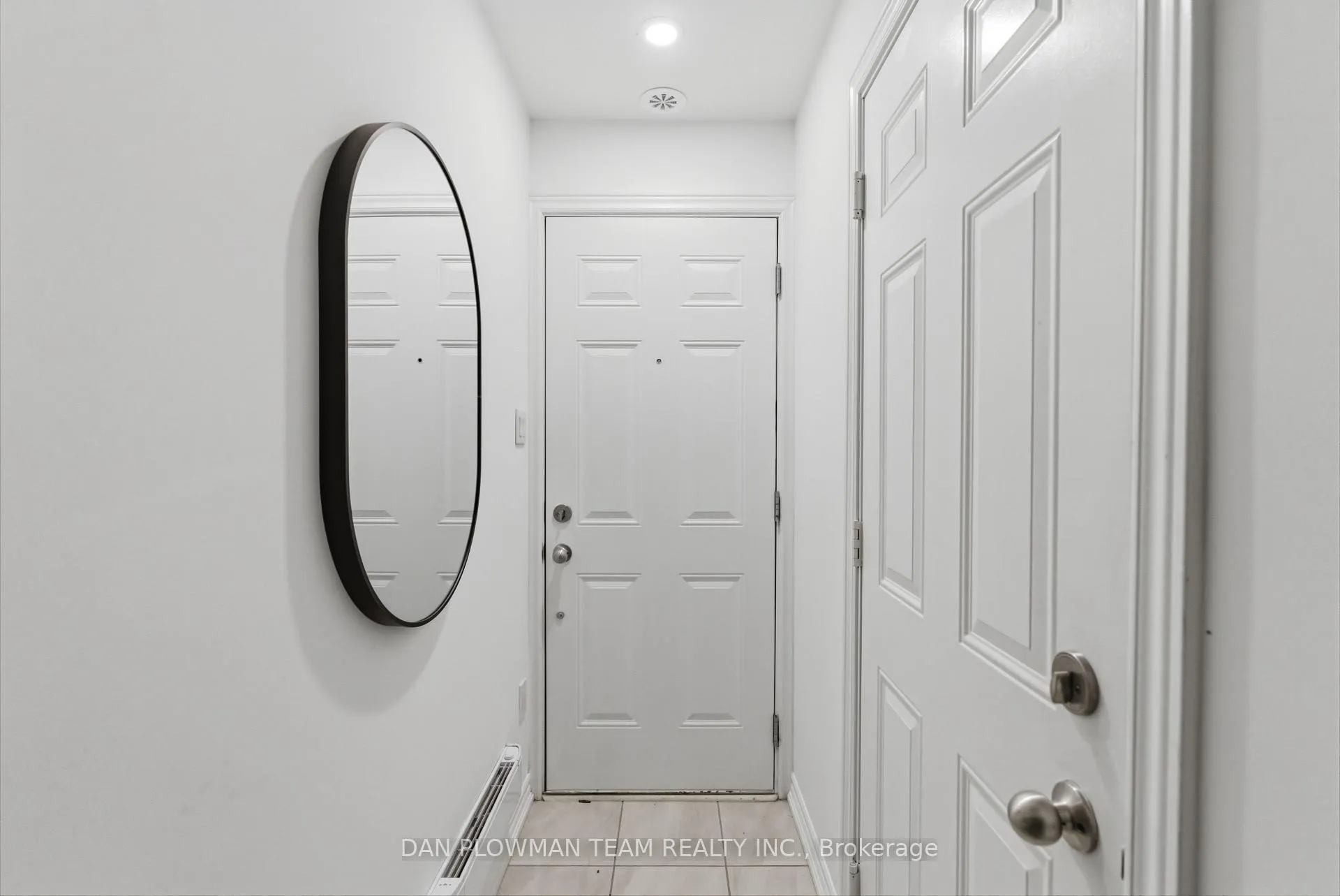 Photo 4 of 2431 Nantucket Chase, Pickering, Duffin Heights — HOMEH