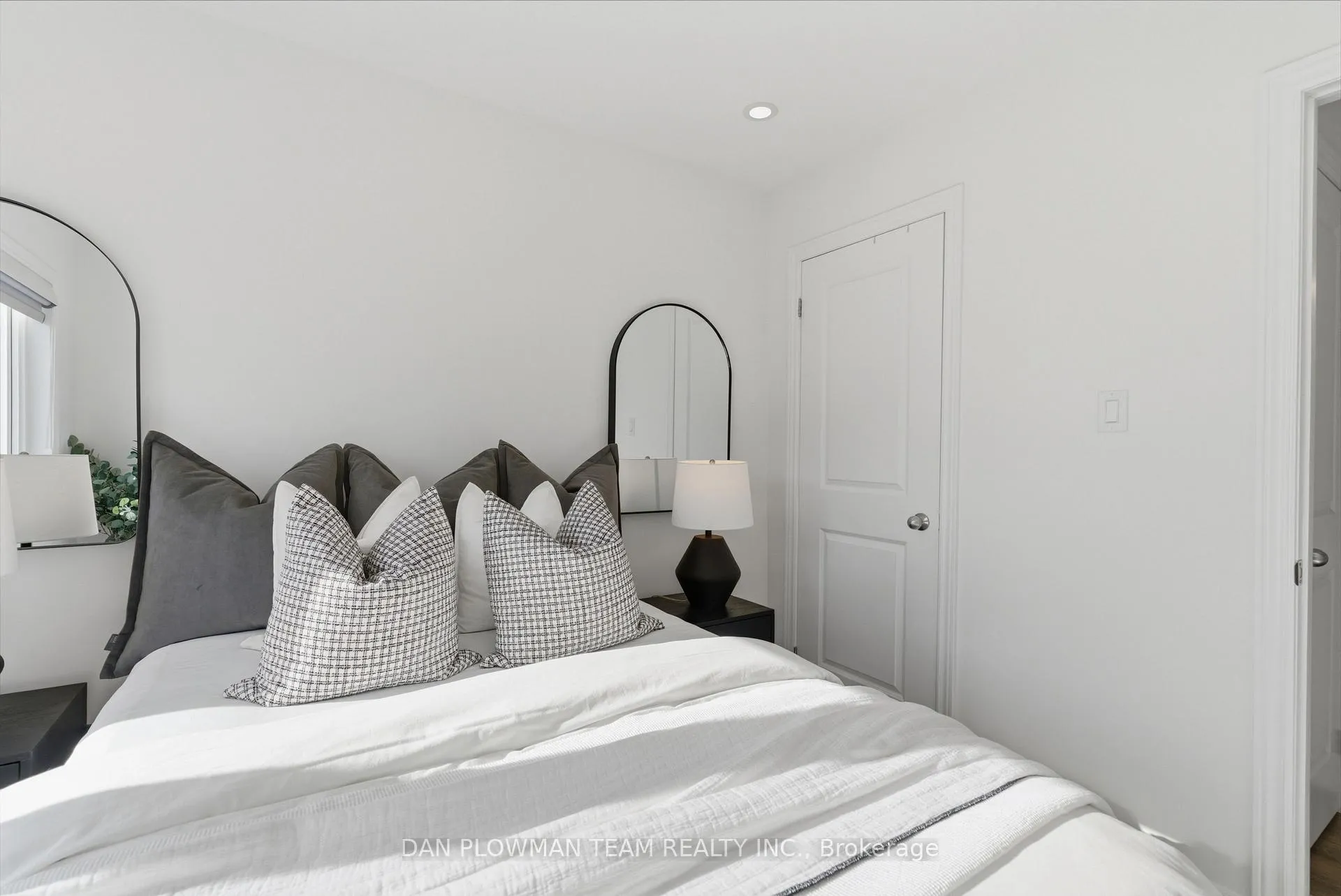 Photo 31 of 2431 Nantucket Chase, Pickering, Duffin Heights — HOMEH