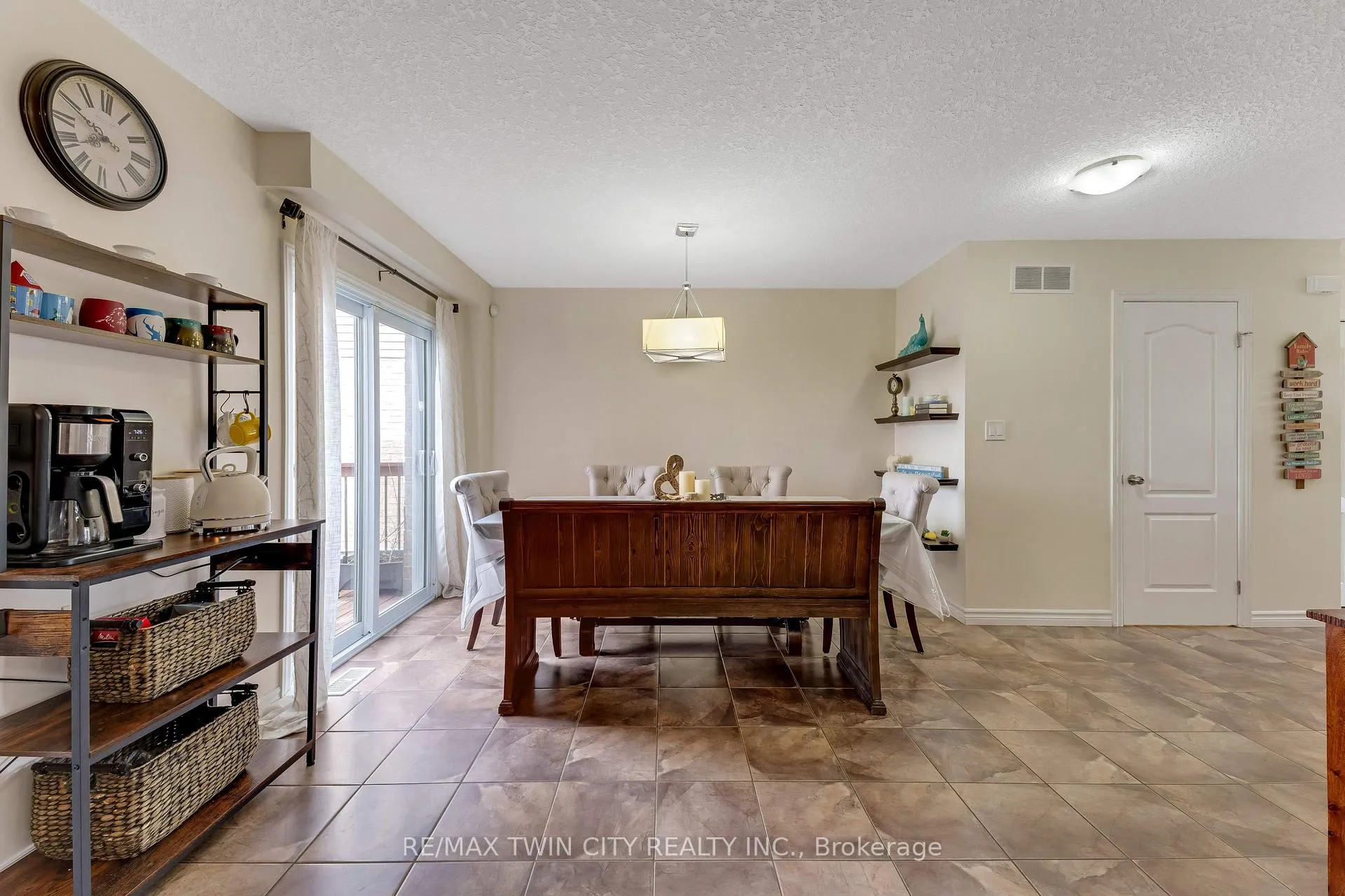 Photo 5 of 109 Robert Simone Way, North Dumfries — HOMEH