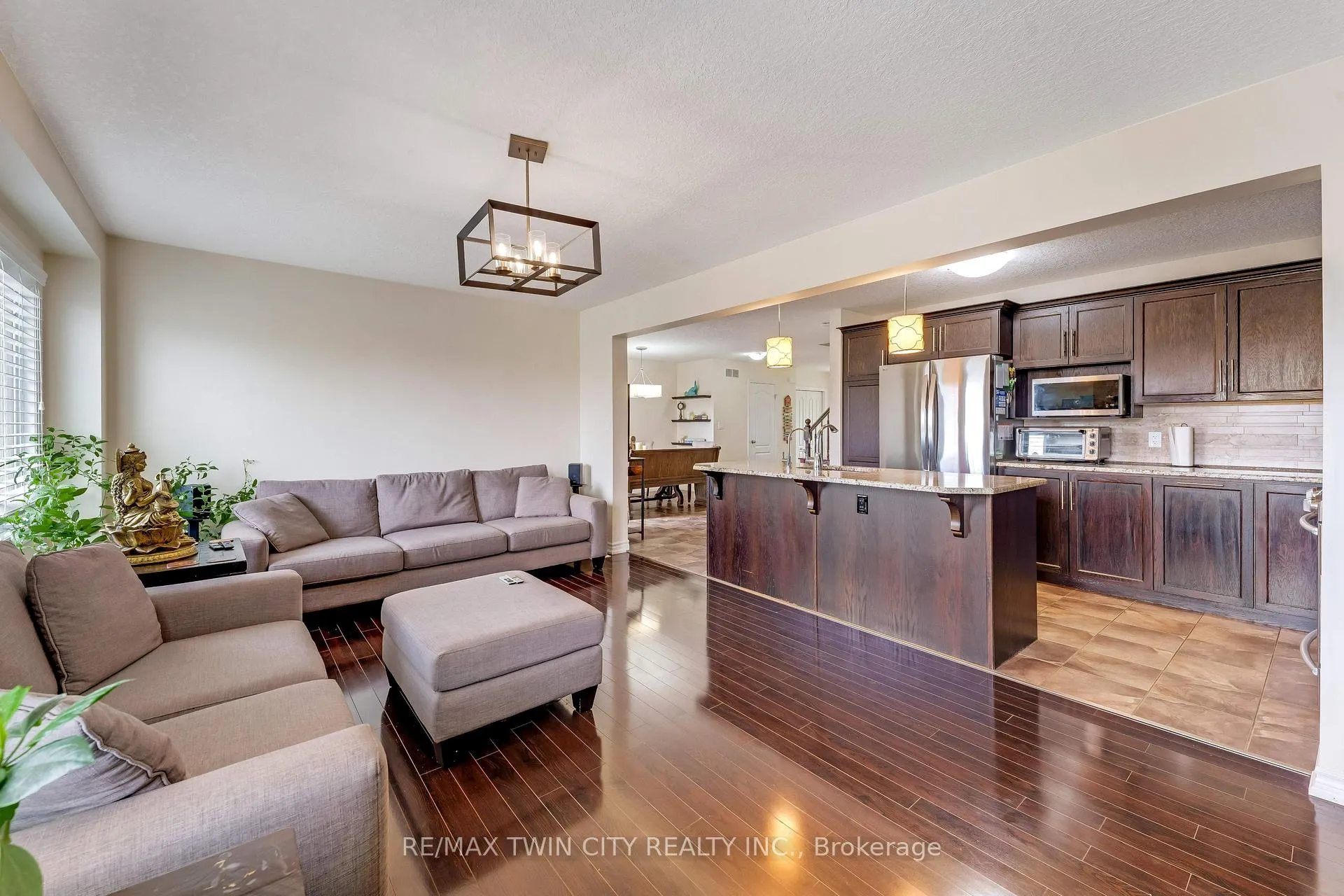 Photo 9 of 109 Robert Simone Way, North Dumfries — HOMEH