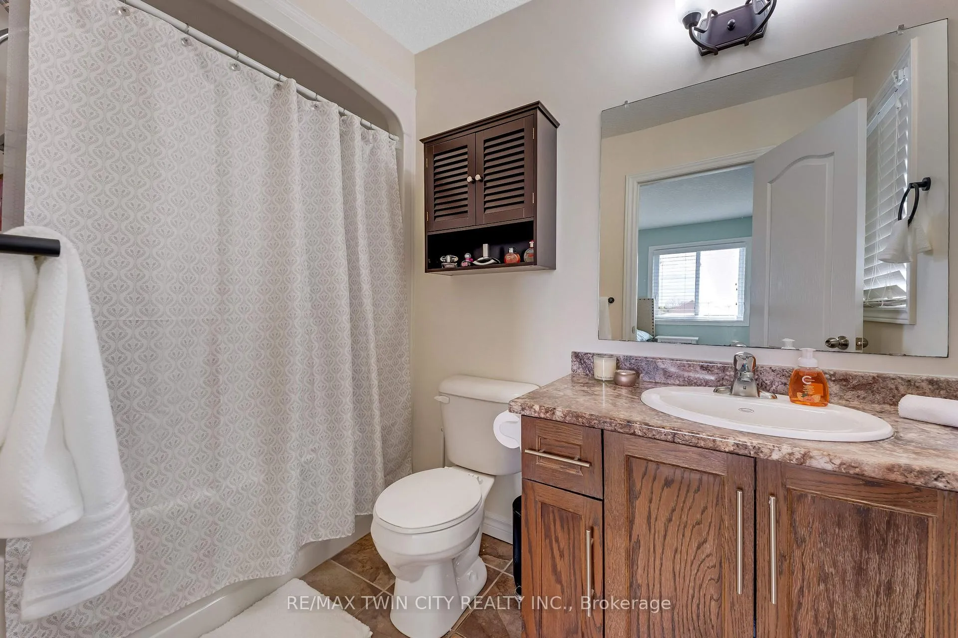 Photo 26 of 109 Robert Simone Way, North Dumfries — HOMEH
