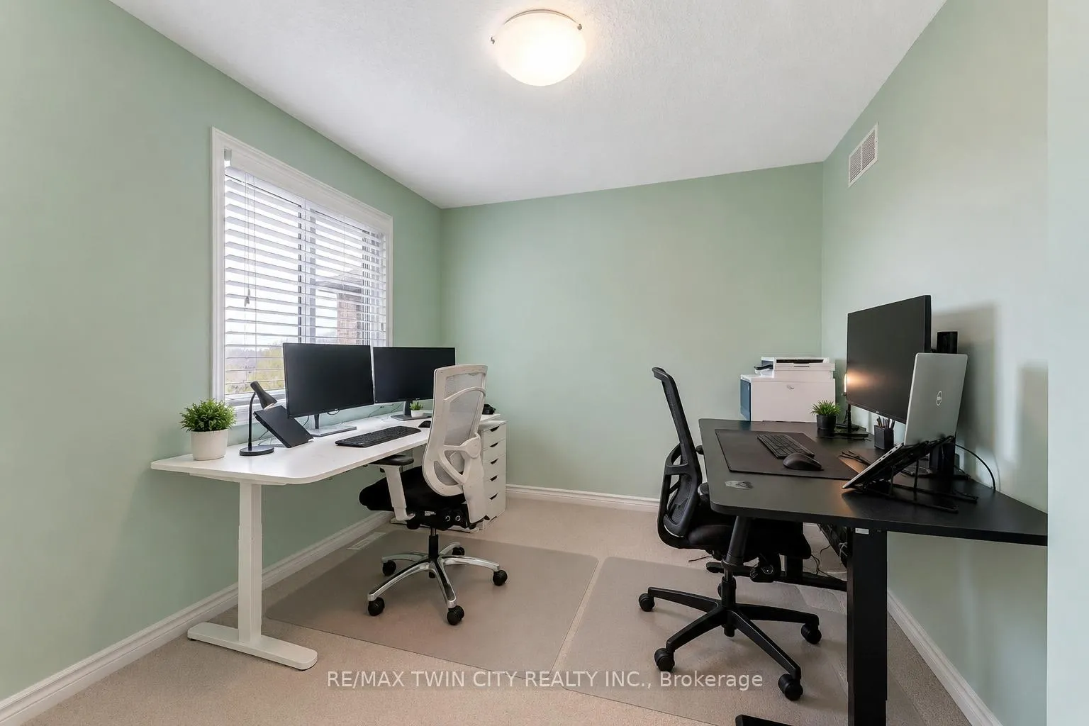 Photo 28 of 109 Robert Simone Way, North Dumfries — HOMEH