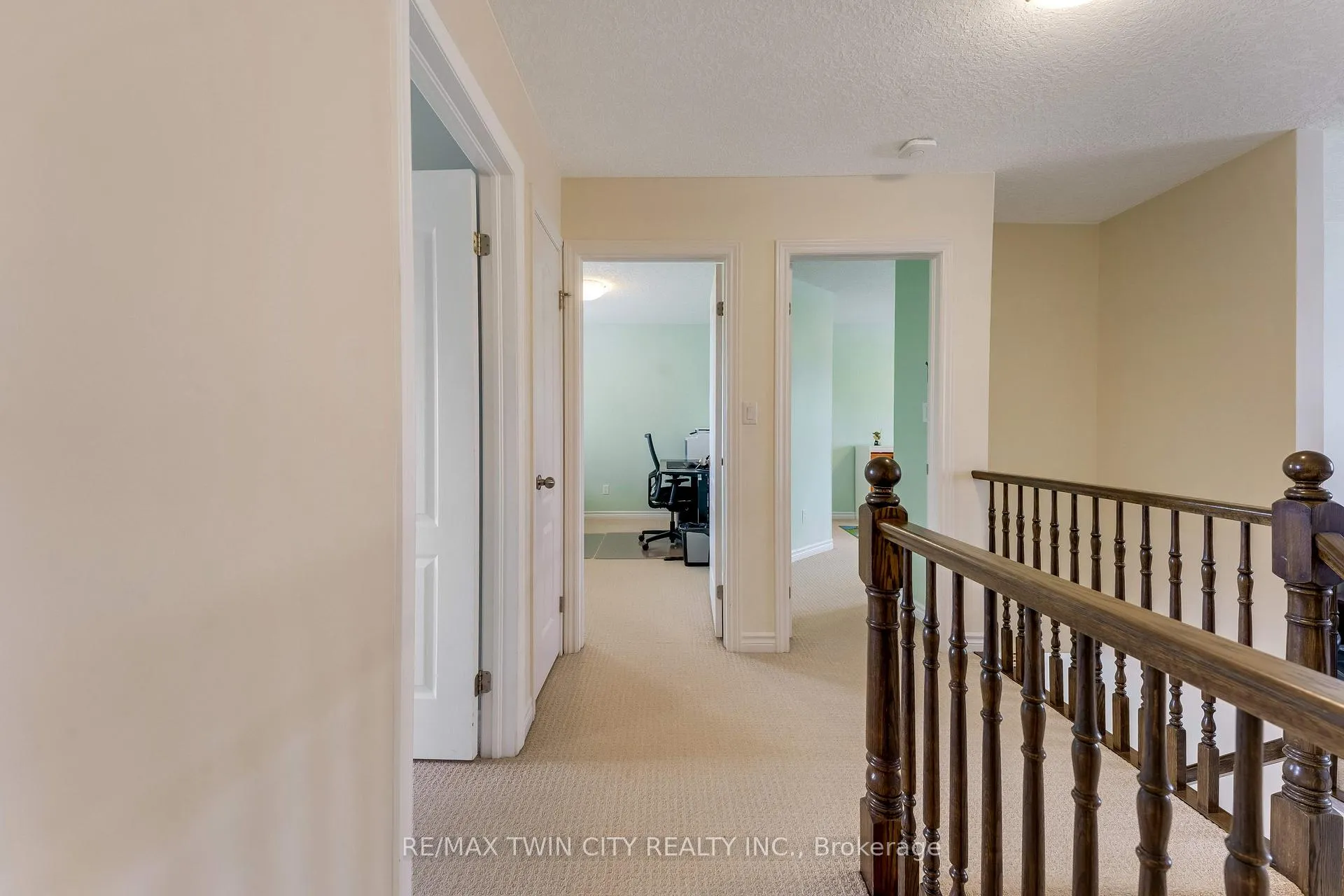 Photo 29 of 109 Robert Simone Way, North Dumfries — HOMEH
