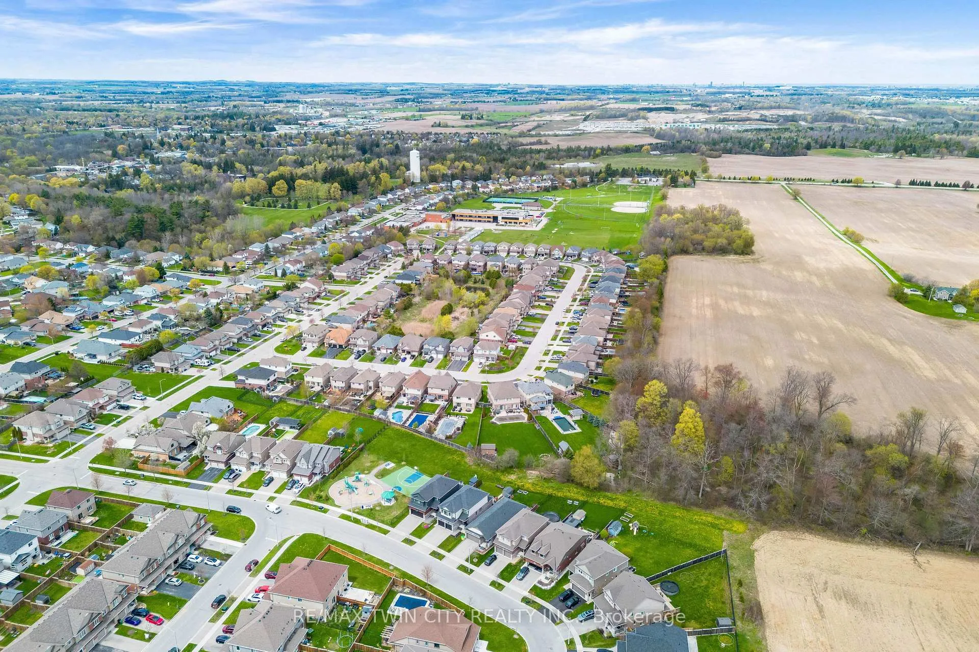 Photo 44 of 109 Robert Simone Way, North Dumfries — HOMEH