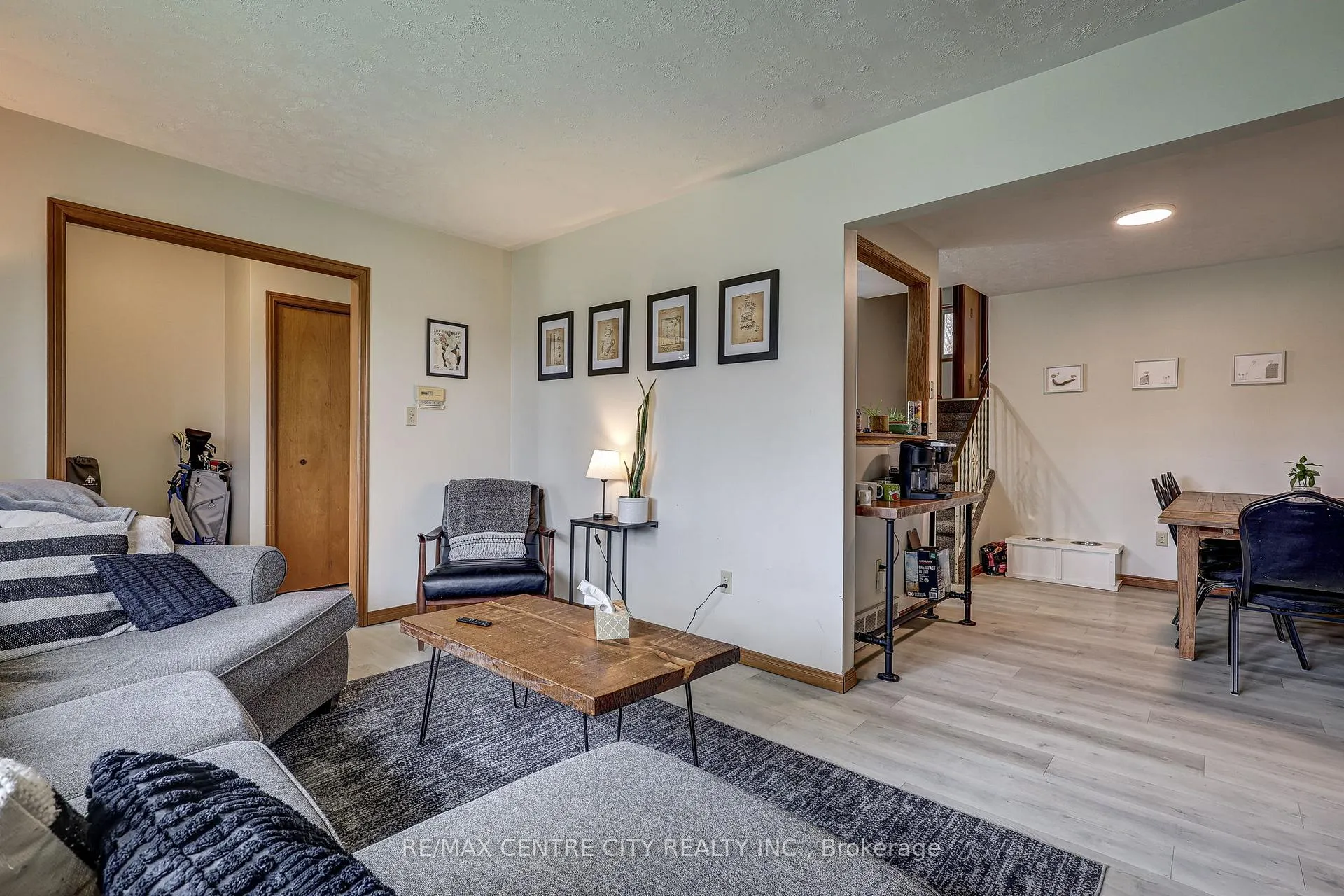 Photo 16 of 456 Wellington Street, St. Thomas — HOMEH