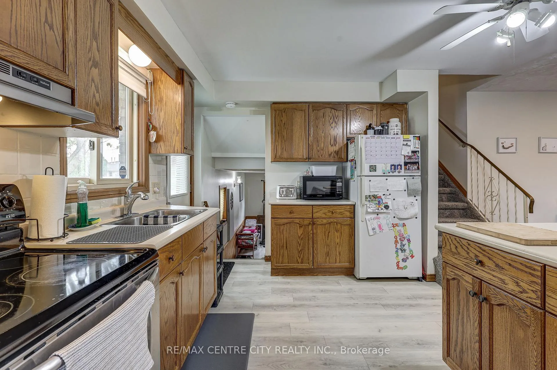Photo 23 of 456 Wellington Street, St. Thomas — HOMEH