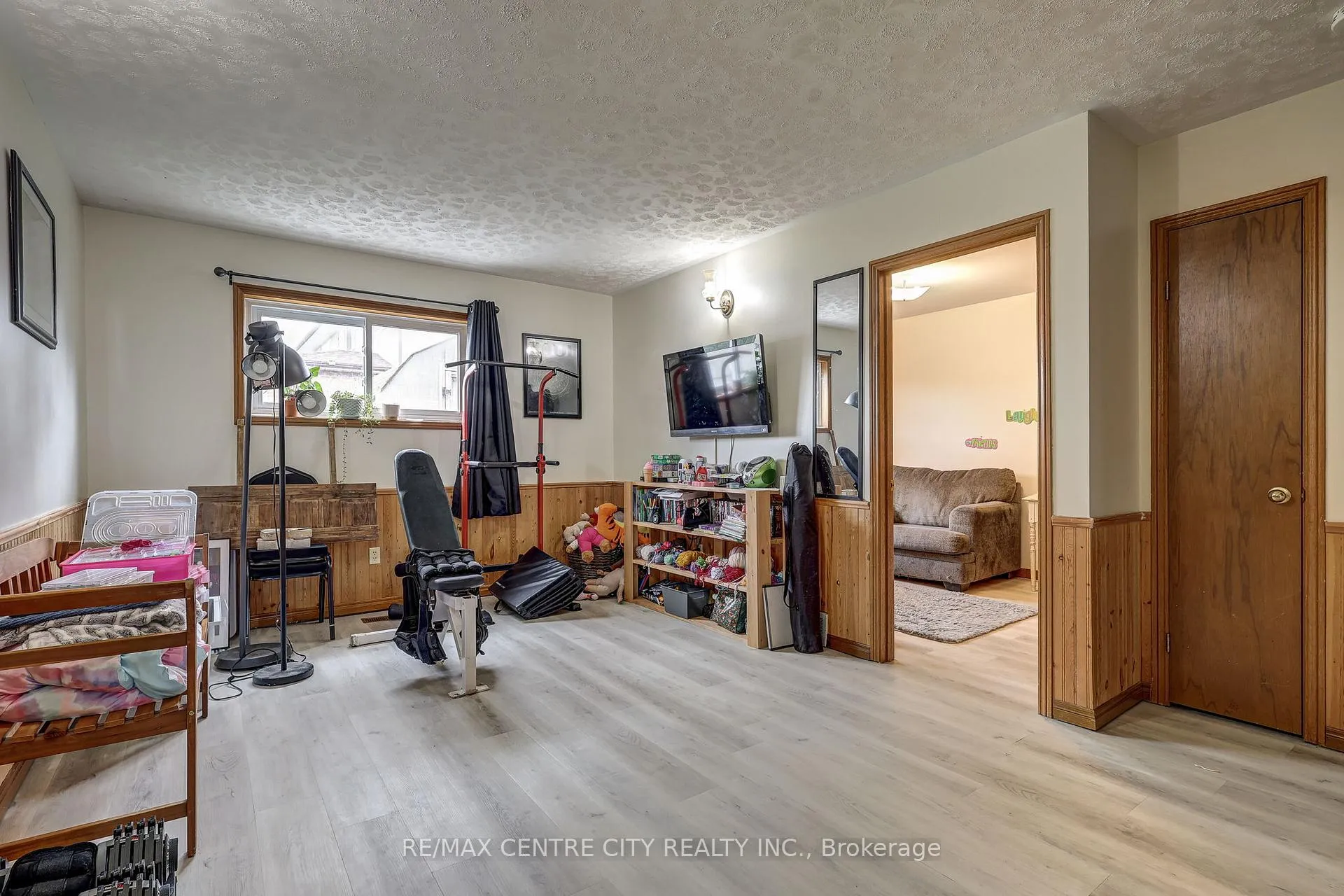 Photo 34 of 456 Wellington Street, St. Thomas — HOMEH