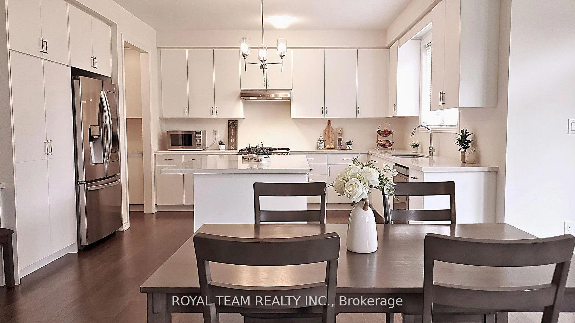 Photo 13 of 251 Danny Wheeler Boulevard, Georgina, Keswick North — HOMEH