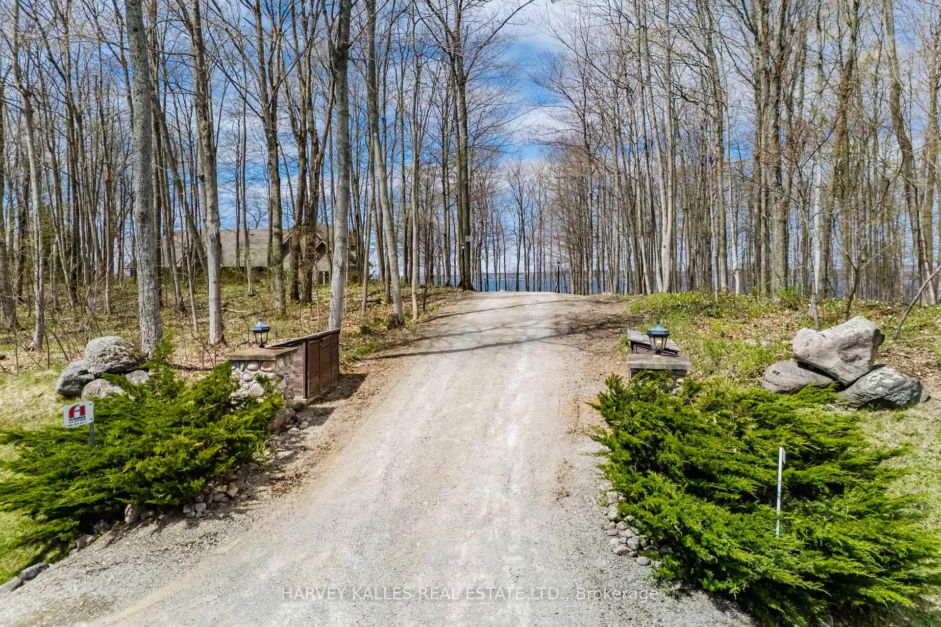 Photo 6 of 20 Nippissing Ridge Road, Tiny, Rural Tiny — HOMEH
