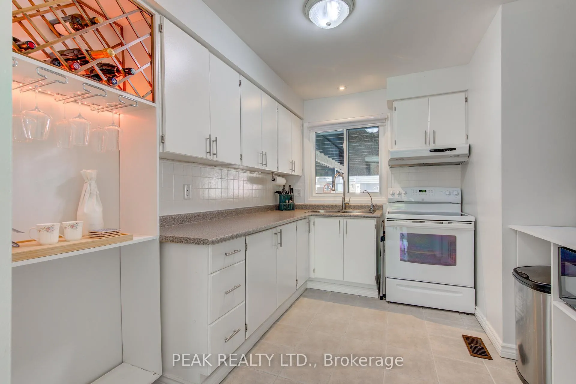 Photo 23 of Unit 43, 135 Chalmers Street S, Cambridge — HOMEH