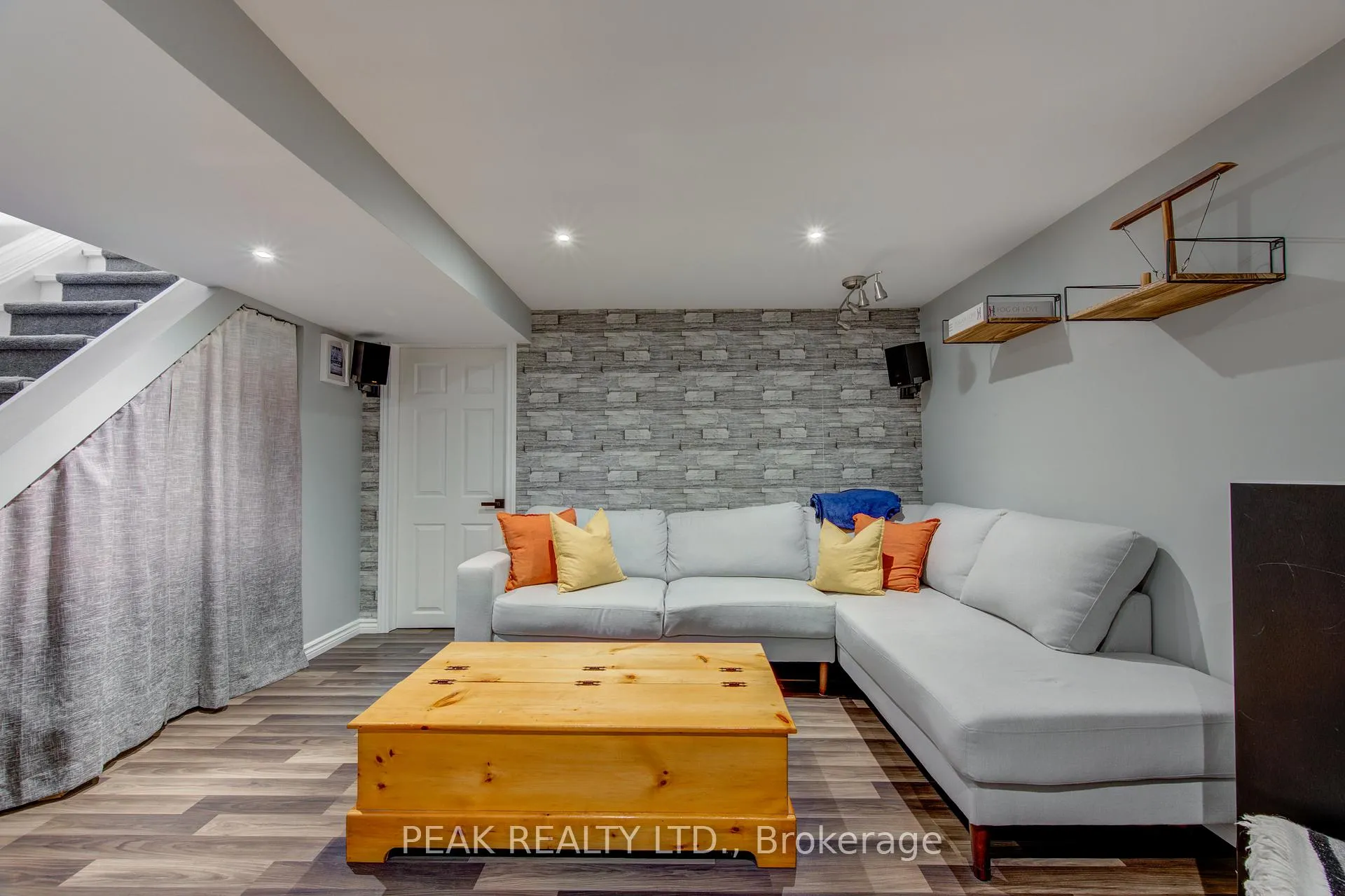 Photo 25 of Unit 43, 135 Chalmers Street S, Cambridge — HOMEH