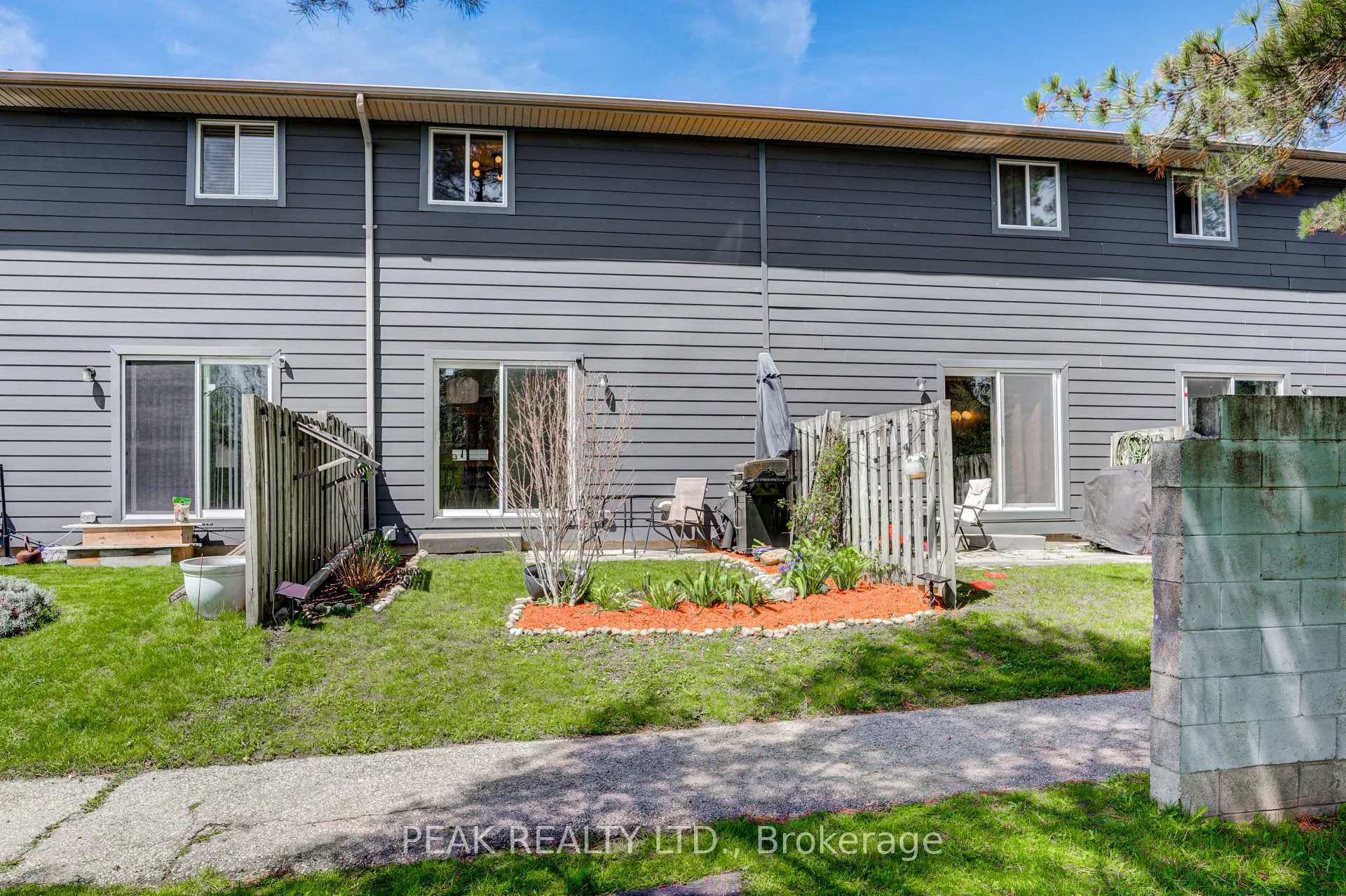 Photo 40 of Unit 43, 135 Chalmers Street S, Cambridge — HOMEH