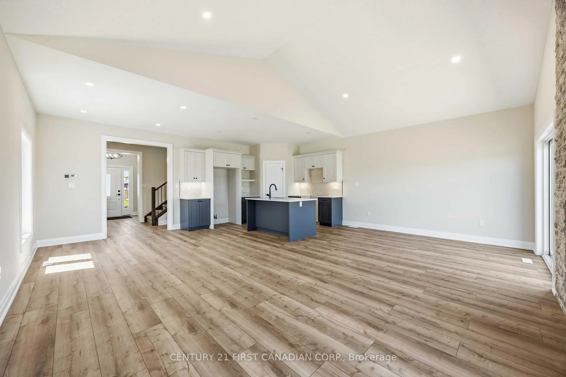 Photo 6 of 644 Ketter Way, Plympton-Wyoming, Plympton Wyoming — HOMEH