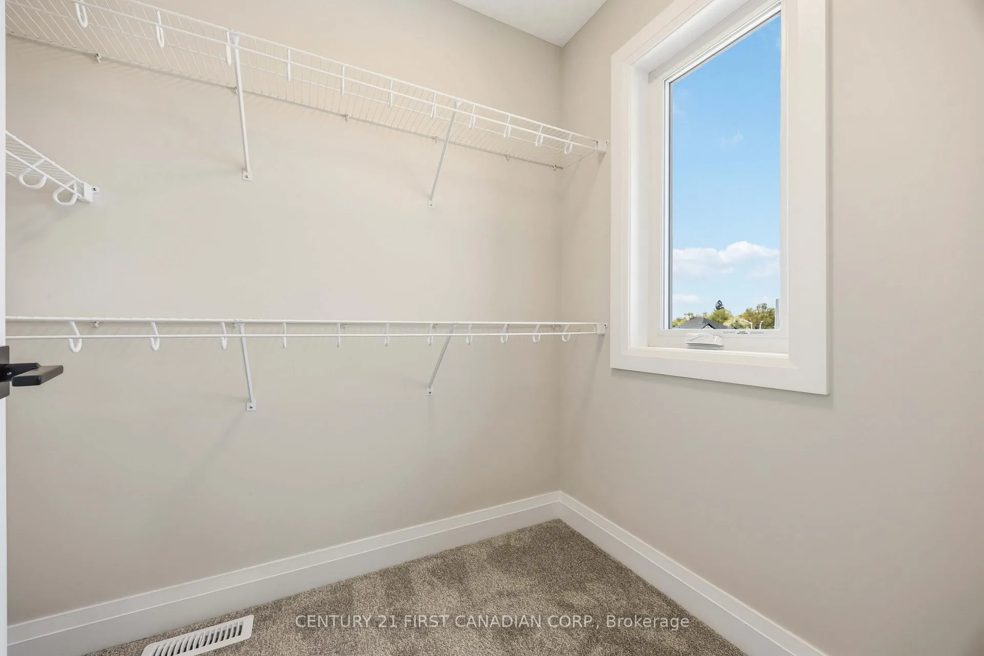 Photo 14 of 644 Ketter Way, Plympton-Wyoming, Plympton Wyoming — HOMEH