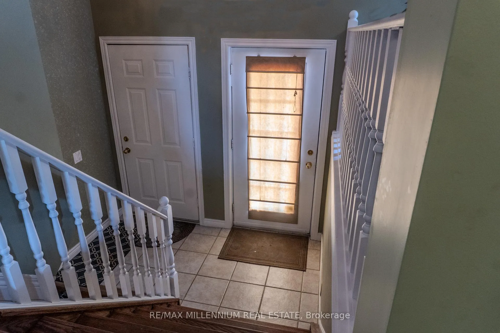 Photo 3 of 185 Elm Avenue, Windsor — HOMEH