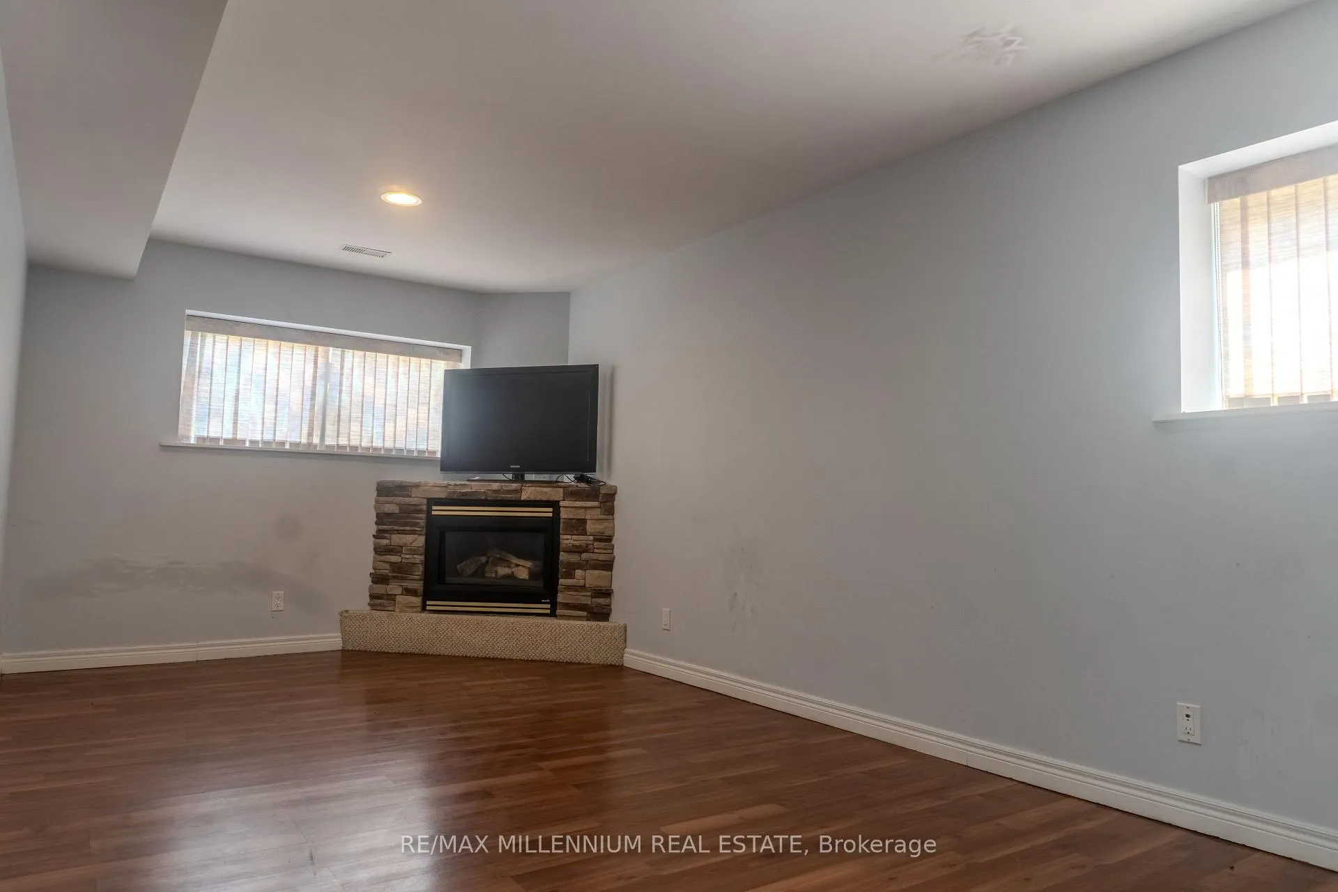 Photo 16 of 185 Elm Avenue, Windsor — HOMEH
