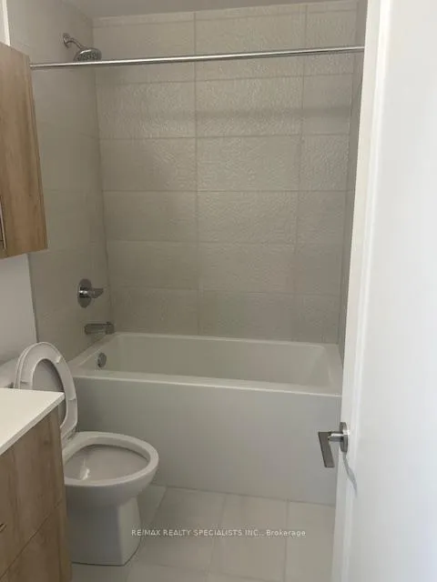 Photo 10 of Unit A1802, 9763 Markham Road, Markham, Greensborough — HOMEH