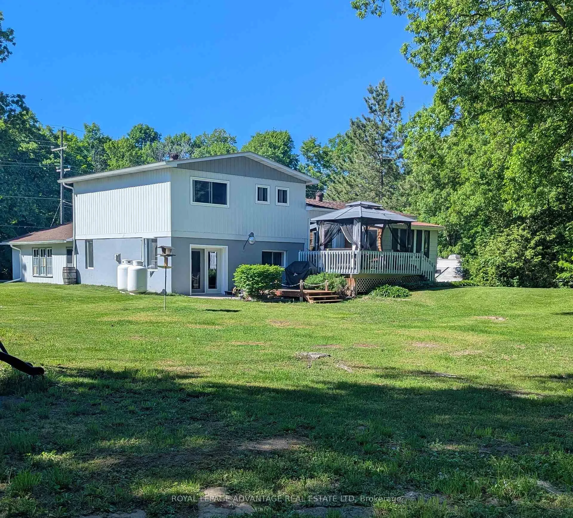 Photo 8 of 5 Tower Road, Rideau Lakes, Rideau Lakes (South Elmsley) Twp — HOMEH