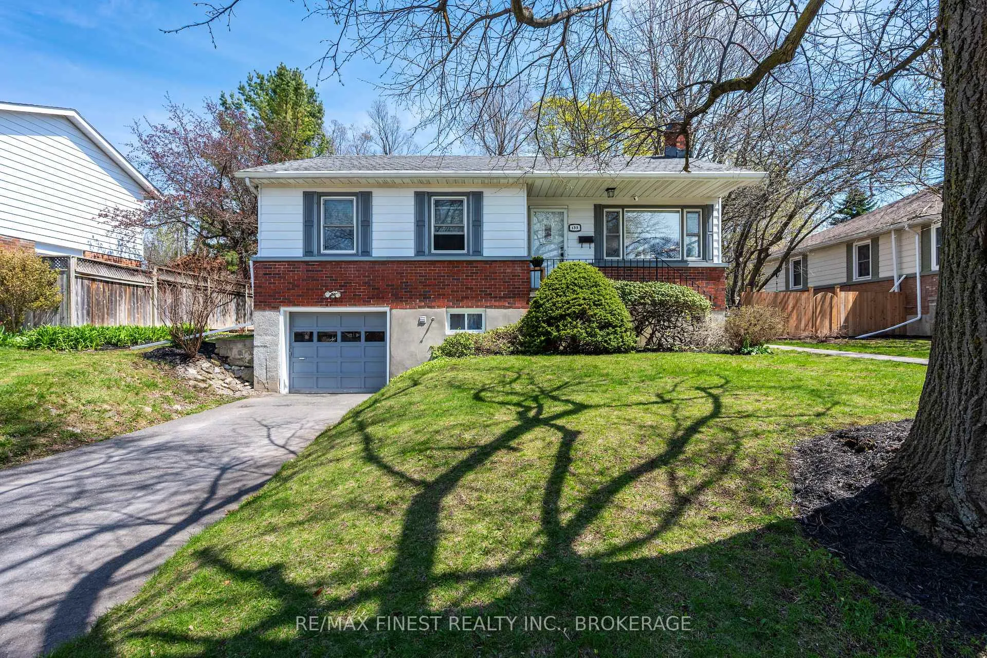 Photo 1 of 133 Indian Road, Kingston, West of Sir John A. Blvd — HOMEH
