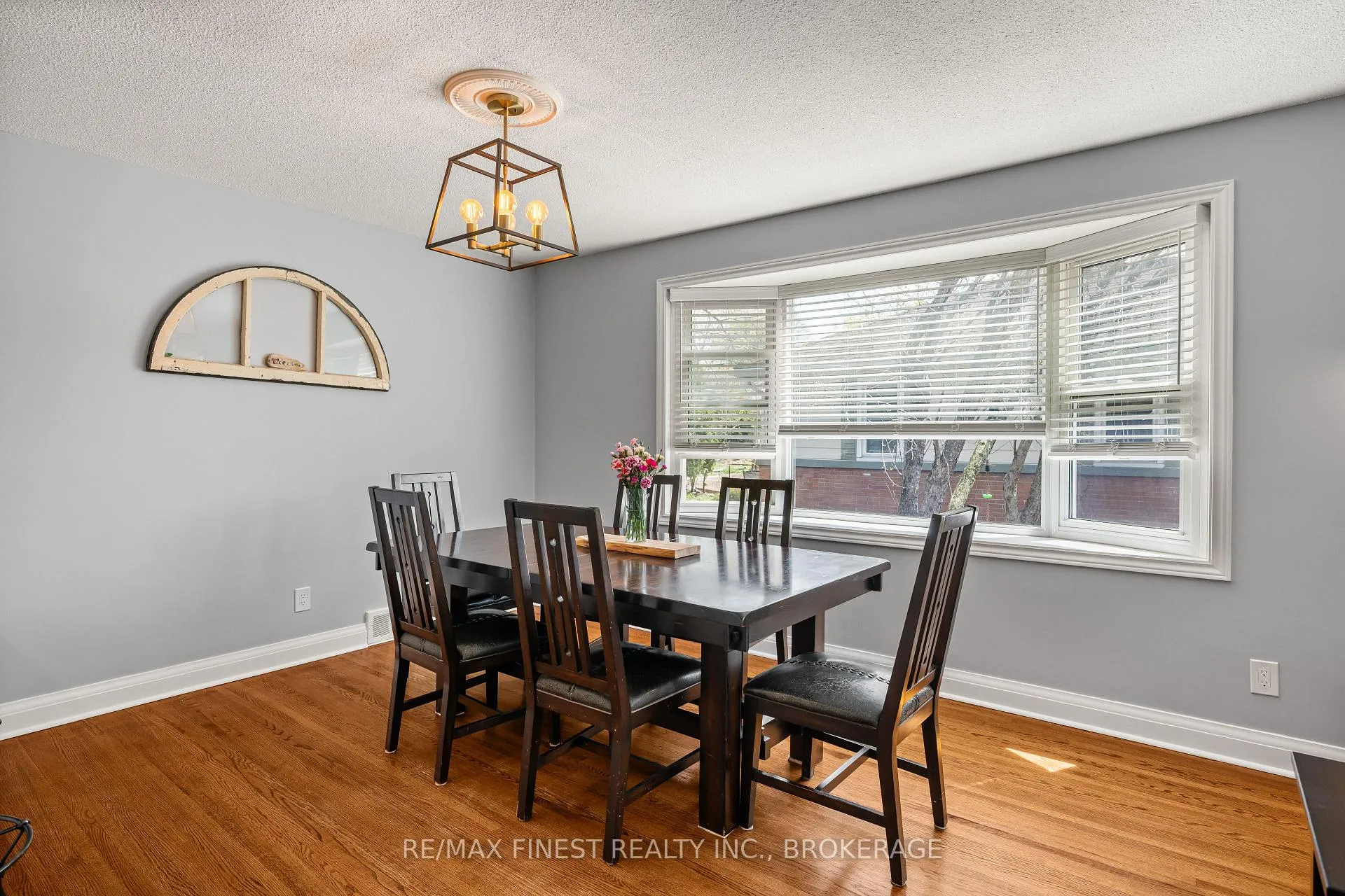 Photo 8 of 133 Indian Road, Kingston, West of Sir John A. Blvd — HOMEH