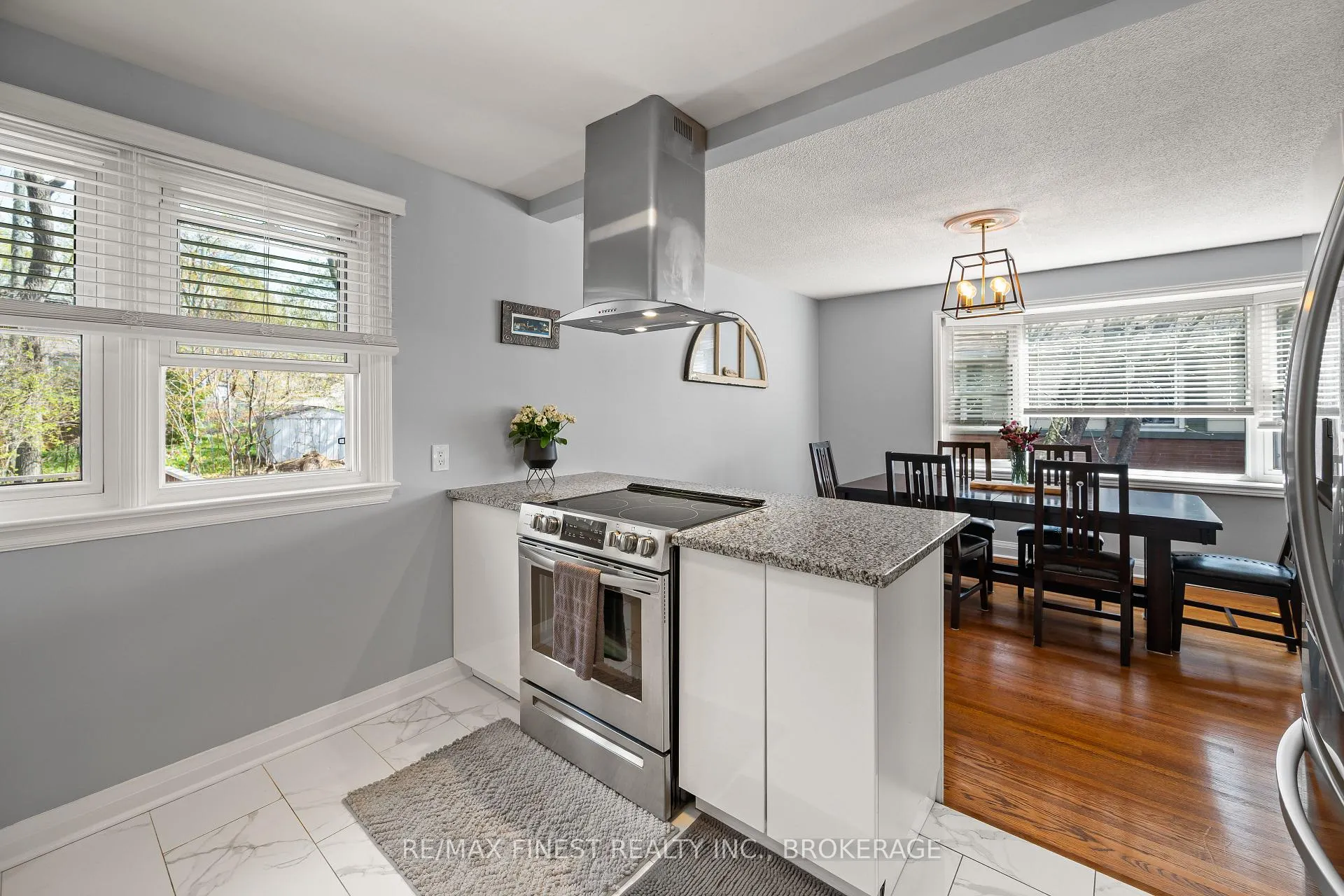 Photo 12 of 133 Indian Road, Kingston, West of Sir John A. Blvd — HOMEH