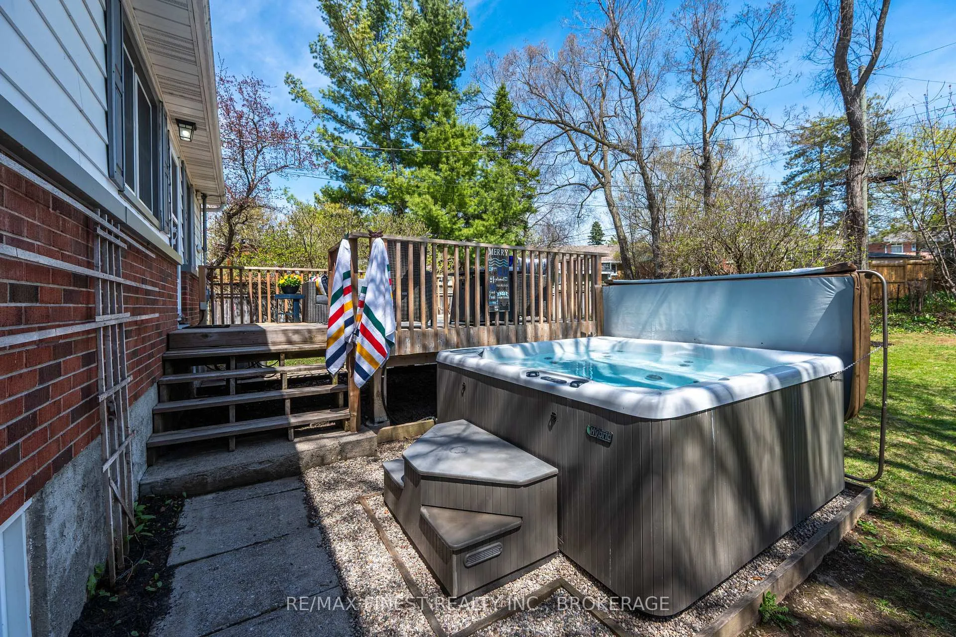 Photo 34 of 133 Indian Road, Kingston, West of Sir John A. Blvd — HOMEH