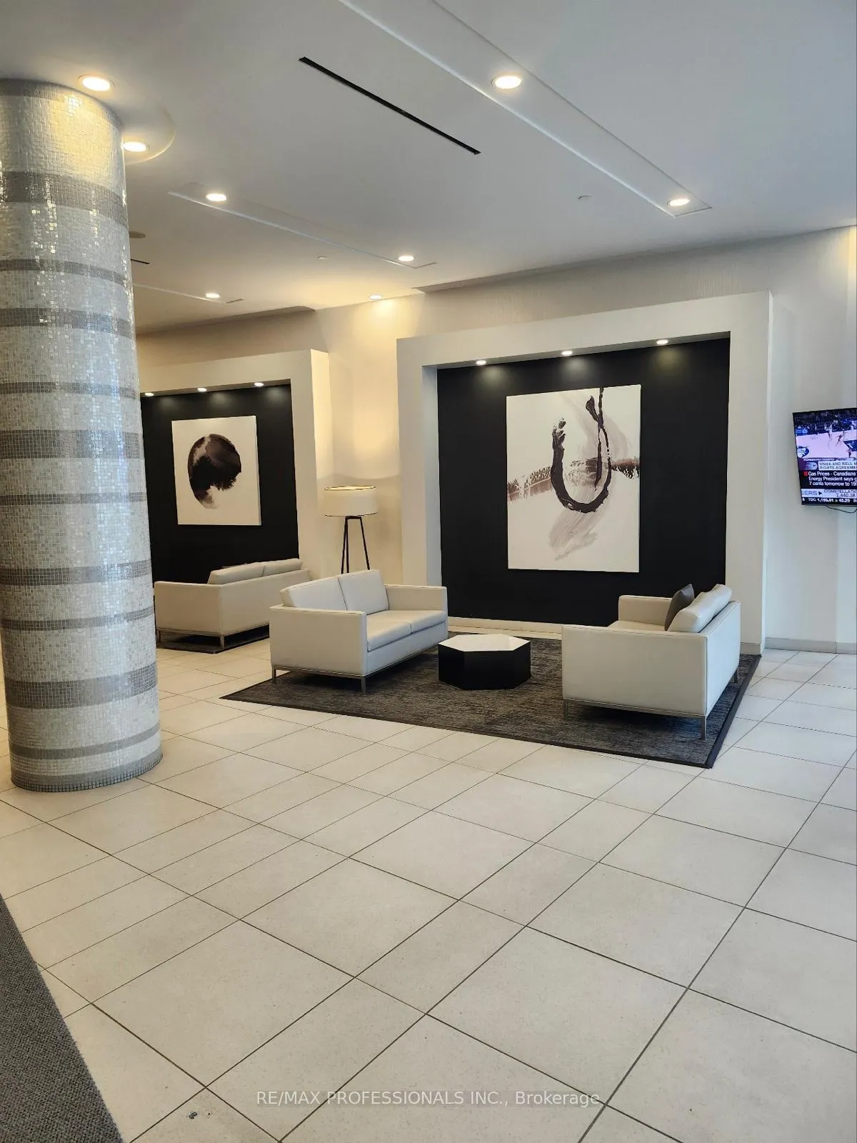 Photo 4 of Unit 607, 51 East Liberty Street, Toronto, Niagara — HOMEH