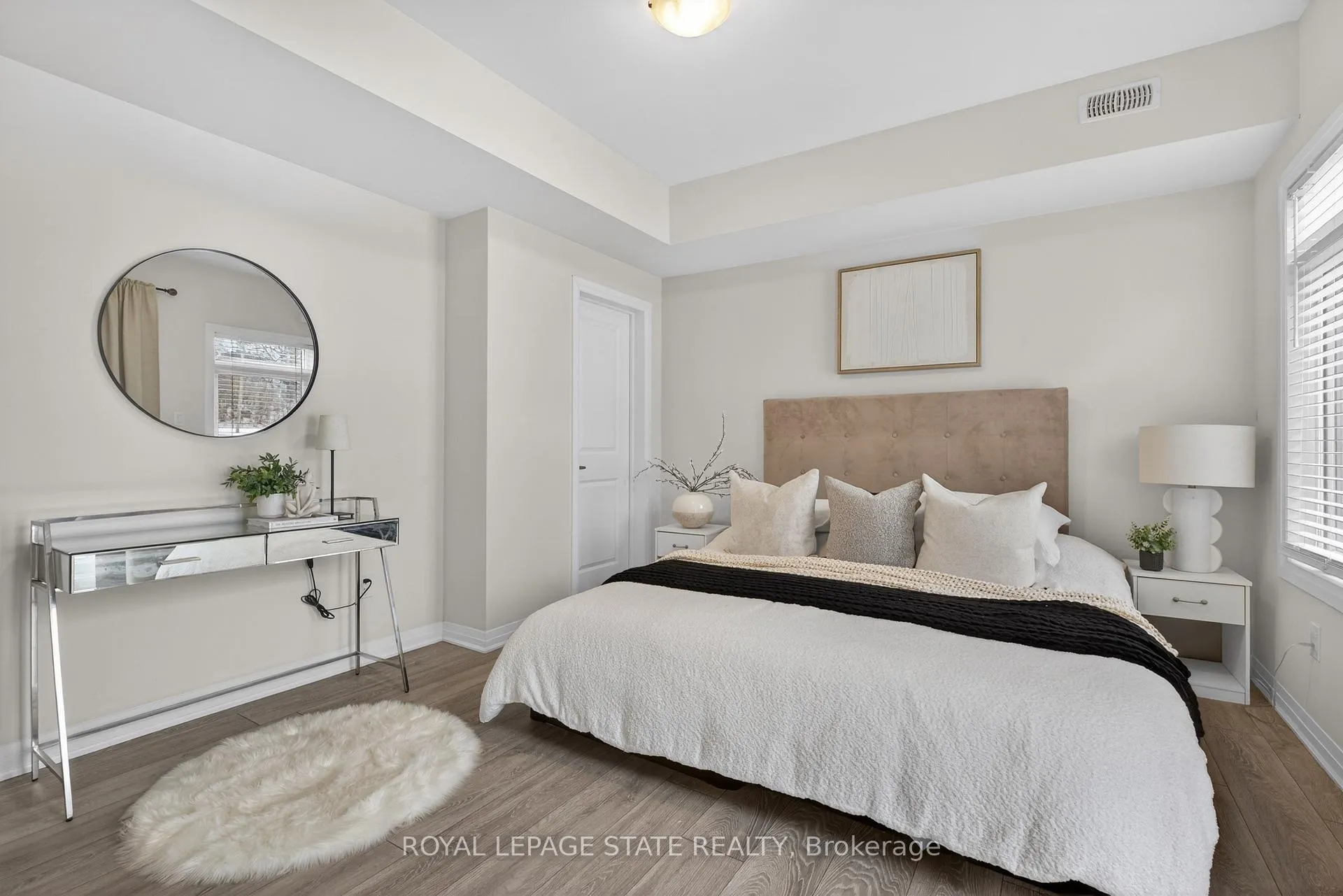 Photo 14 of Unit 38, 2 Willow Street, Brant, Paris — HOMEH