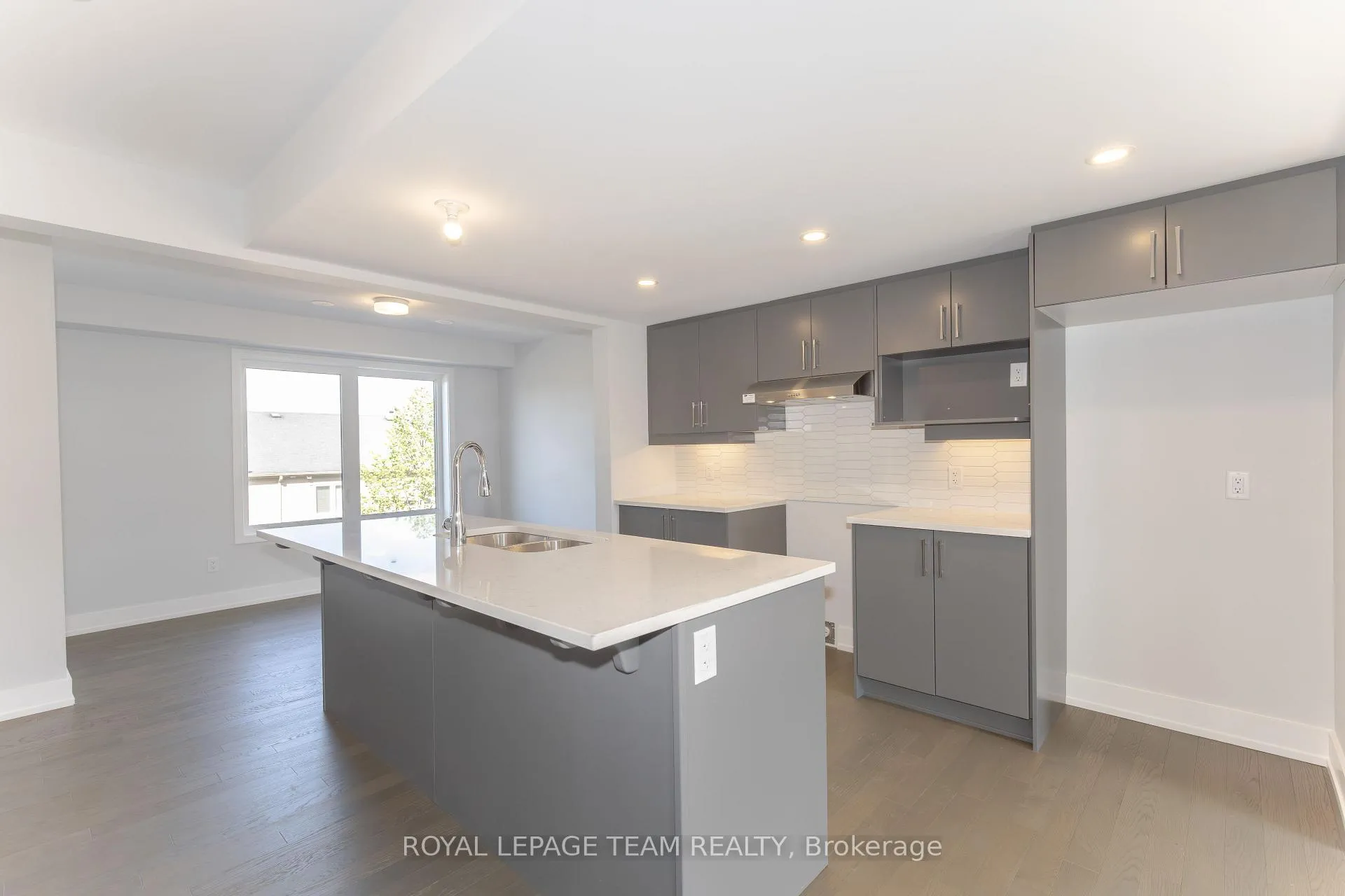 Photo 13 of 748 Kinstead Private, Ottawa, Stittsville (North) — HOMEH