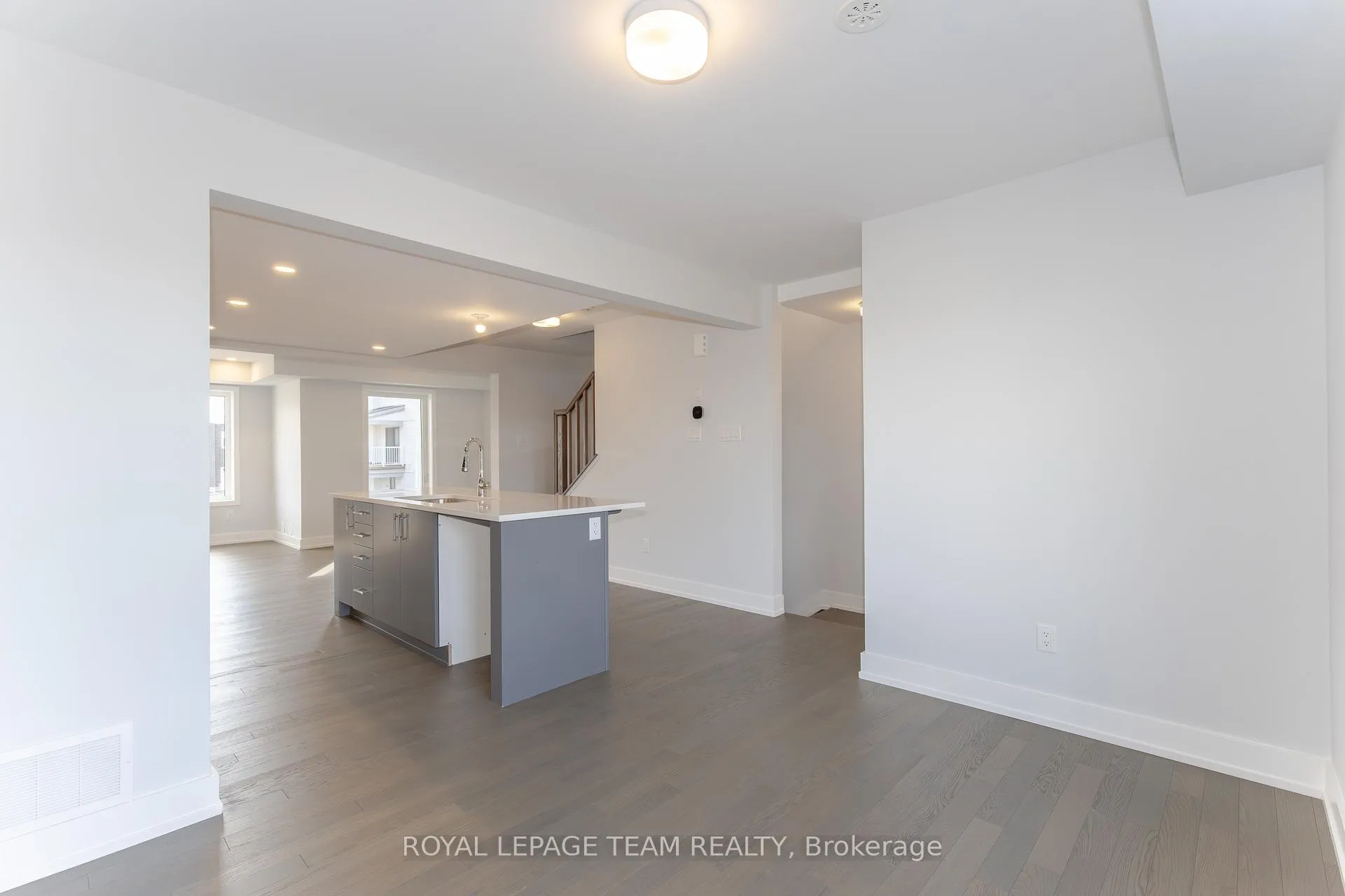 Photo 15 of 748 Kinstead Private, Ottawa, Stittsville (North) — HOMEH