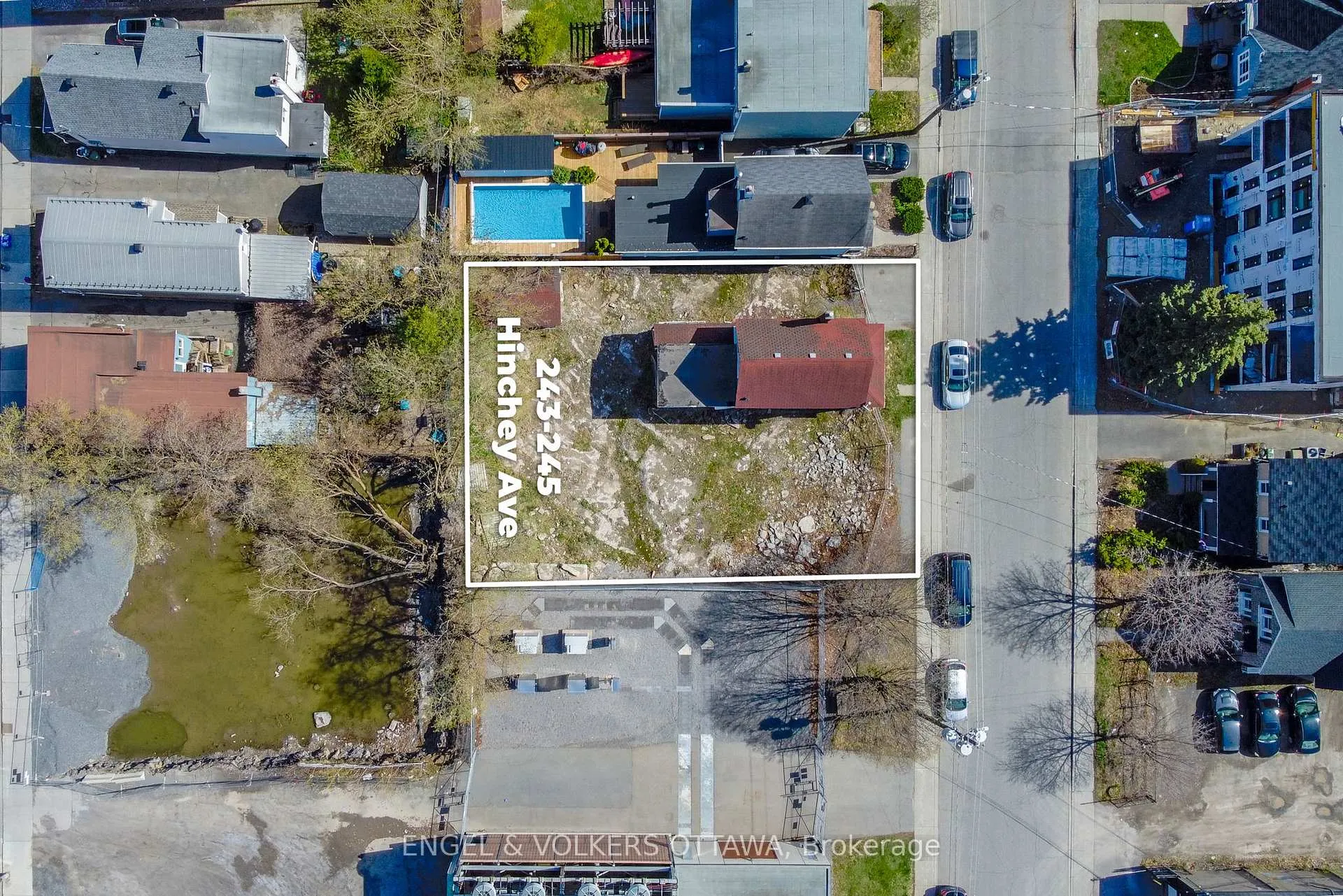 Photo 5 of 243 Hinchey Avenue, Ottawa, Hintonburg — HOMEH