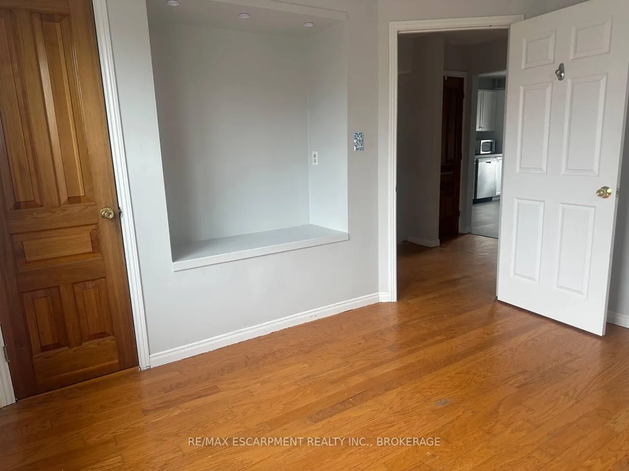 Photo 8 of Unit Upper, 64 Gage Avenue S, Hamilton, Stipley — HOMEH