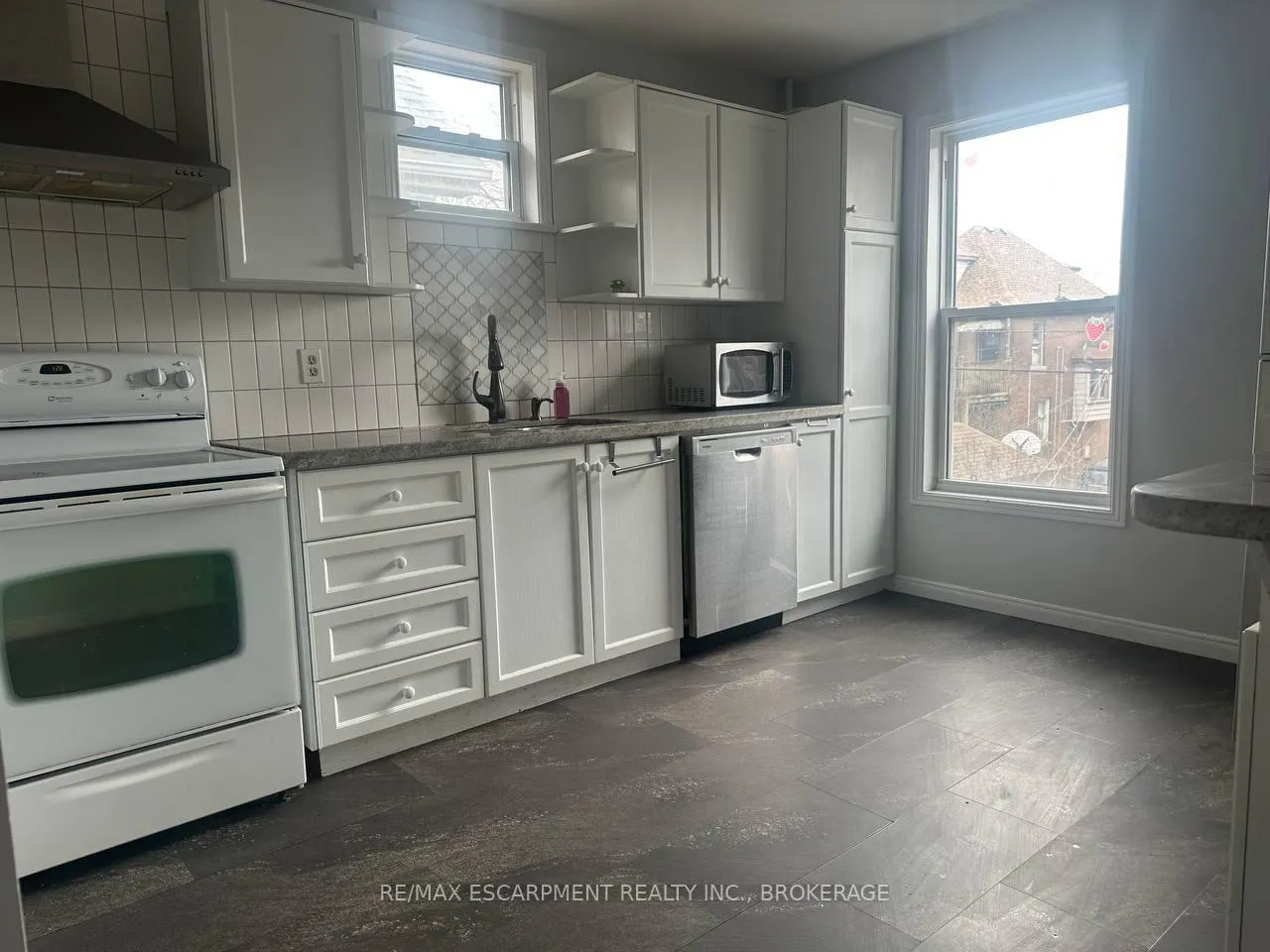 Photo 9 of Unit Upper, 64 Gage Avenue S, Hamilton, Stipley — HOMEH