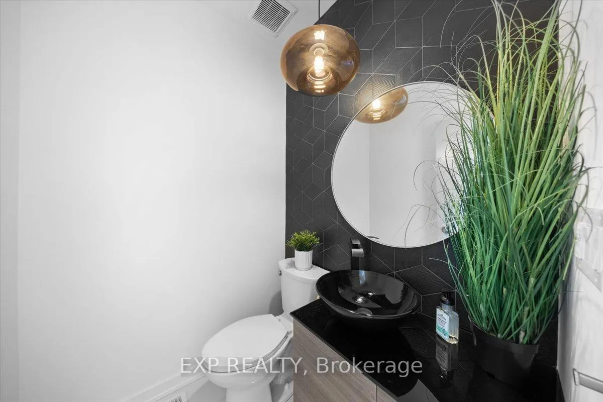 Photo 4 of 769 Brian Good Avenue, Ottawa, Riverside South/Gloucester Glen — HOMEH