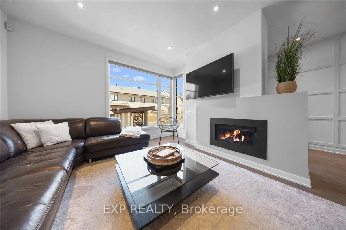 Photo 13 of 769 Brian Good Avenue, Ottawa, Riverside South/Gloucester Glen — HOMEH