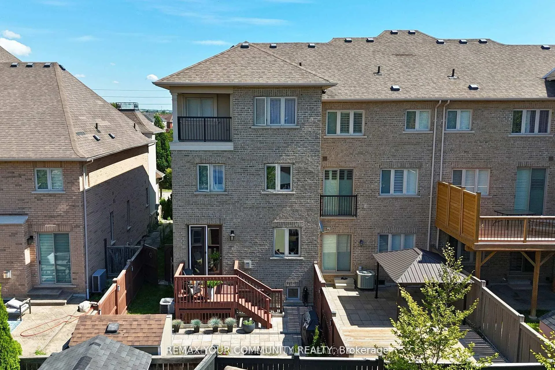 Photo 4 of 117 Hansard Drive, Vaughan, Vellore Village — HOMEH