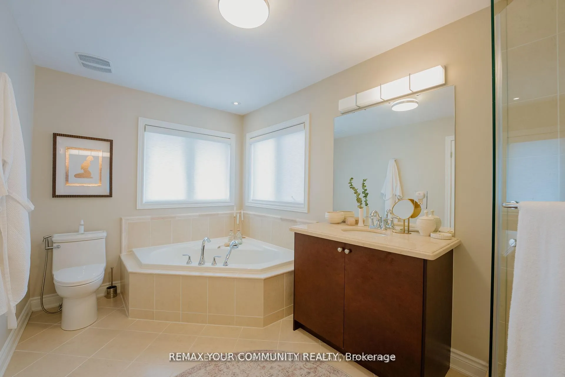 Photo 24 of 117 Hansard Drive, Vaughan, Vellore Village — HOMEH