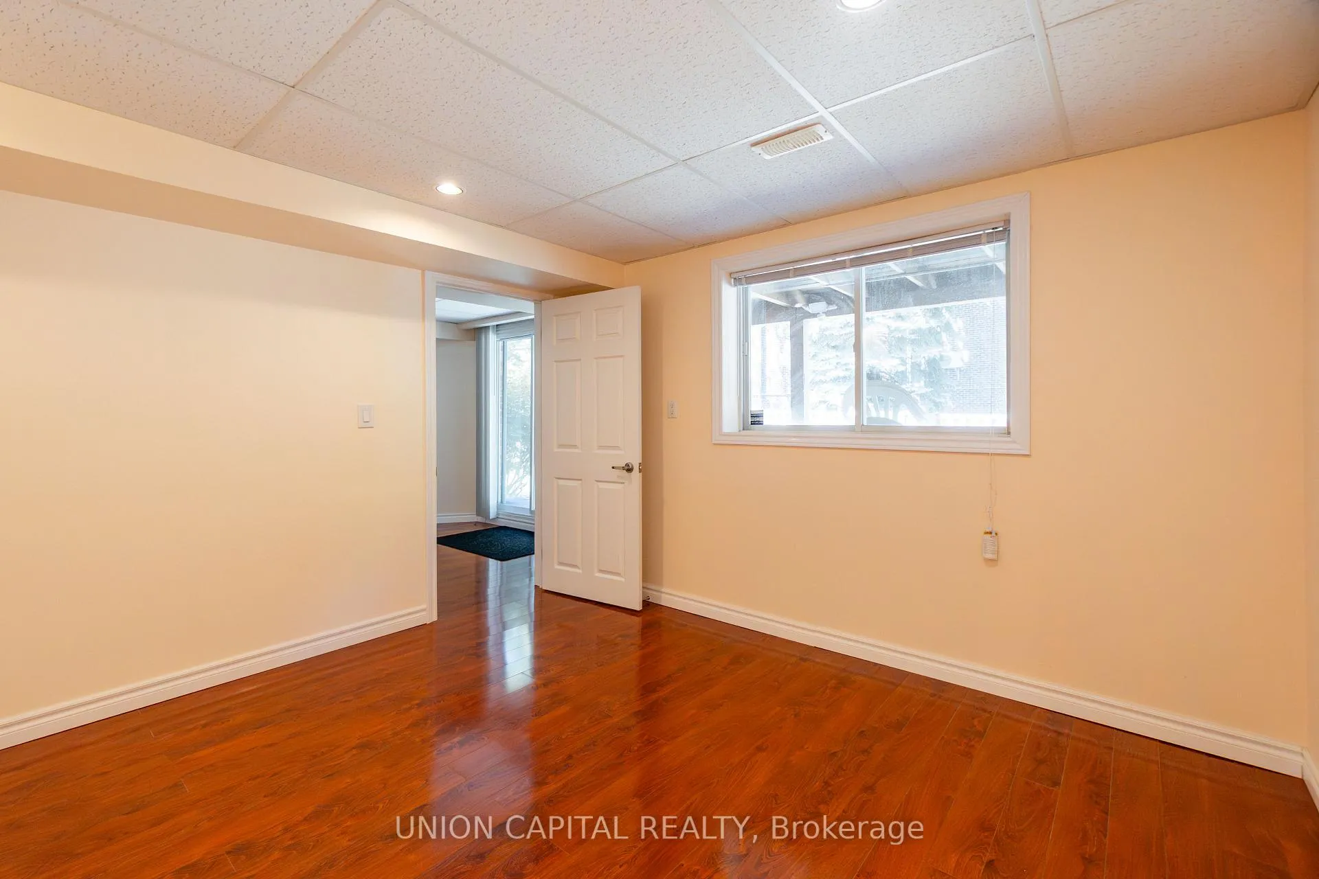 Photo 9 of Unit Lower, 18 Eton Street, Markham, Village Green-South Unionville — HOMEH
