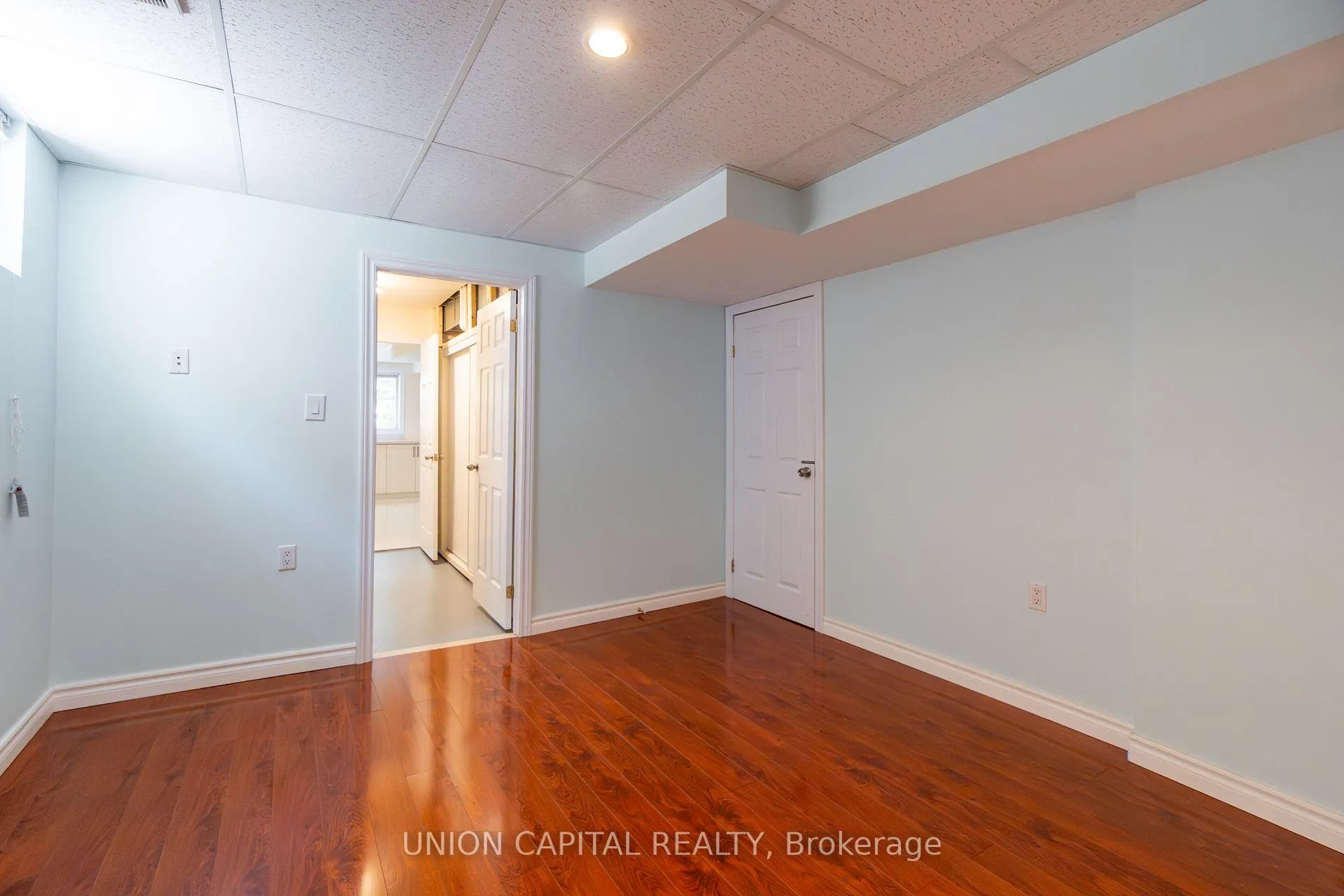Photo 12 of Unit Lower, 18 Eton Street, Markham, Village Green-South Unionville — HOMEH