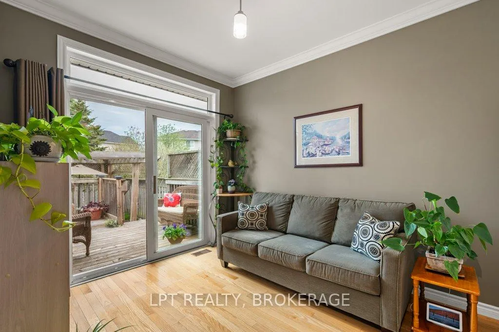 Photo 14 of 421 Cooke Crescent, Kingston, City Northwest — HOMEH
