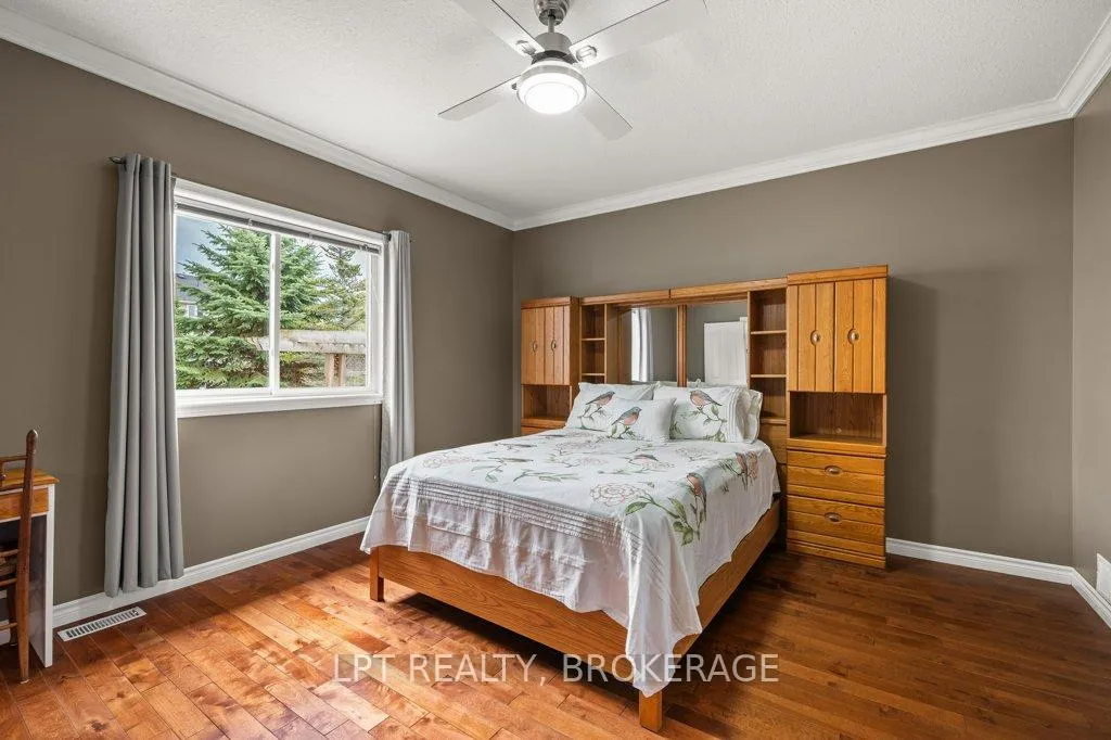 Photo 18 of 421 Cooke Crescent, Kingston, City Northwest — HOMEH