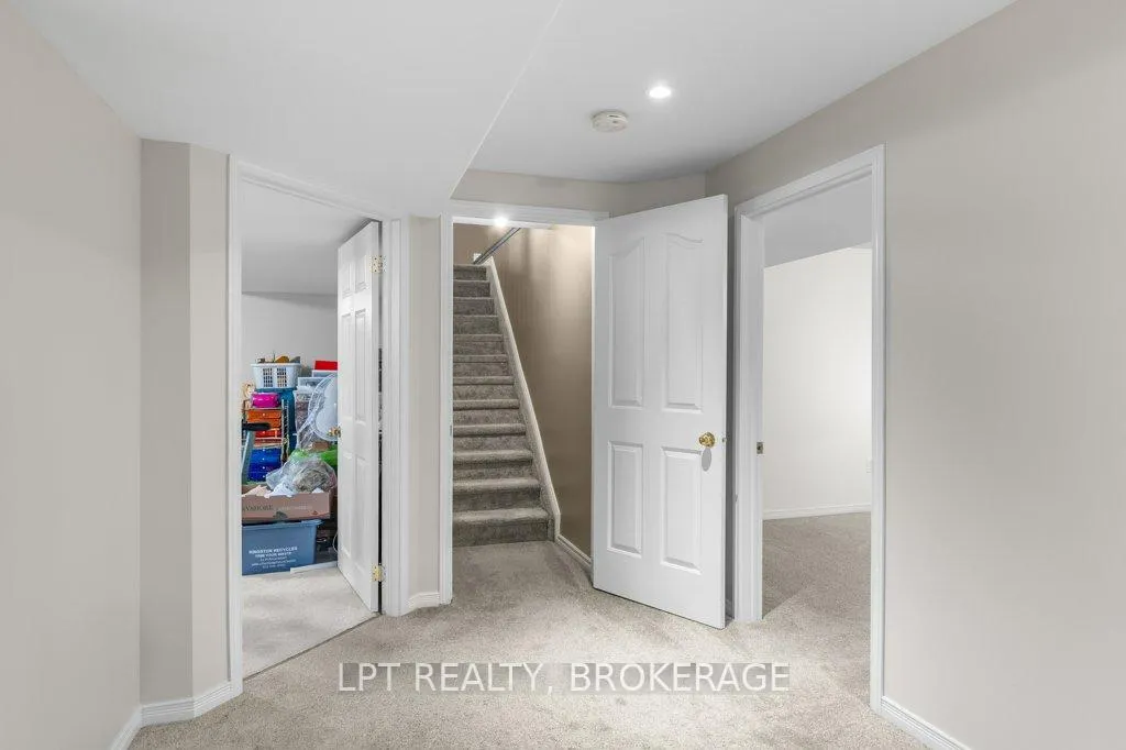 Photo 25 of 421 Cooke Crescent, Kingston, City Northwest — HOMEH