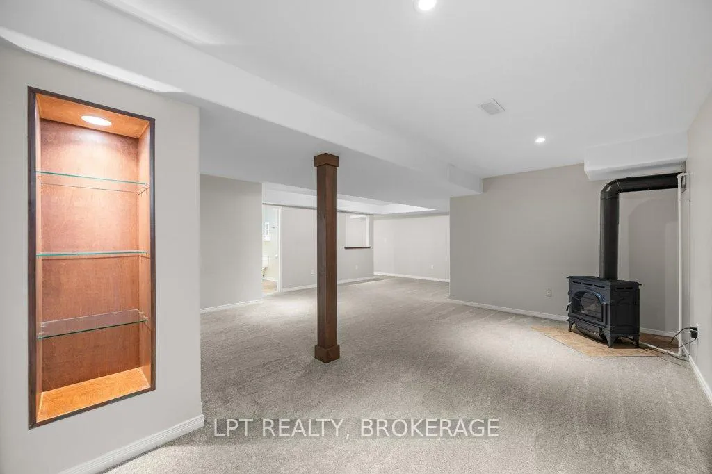 Photo 32 of 421 Cooke Crescent, Kingston, City Northwest — HOMEH