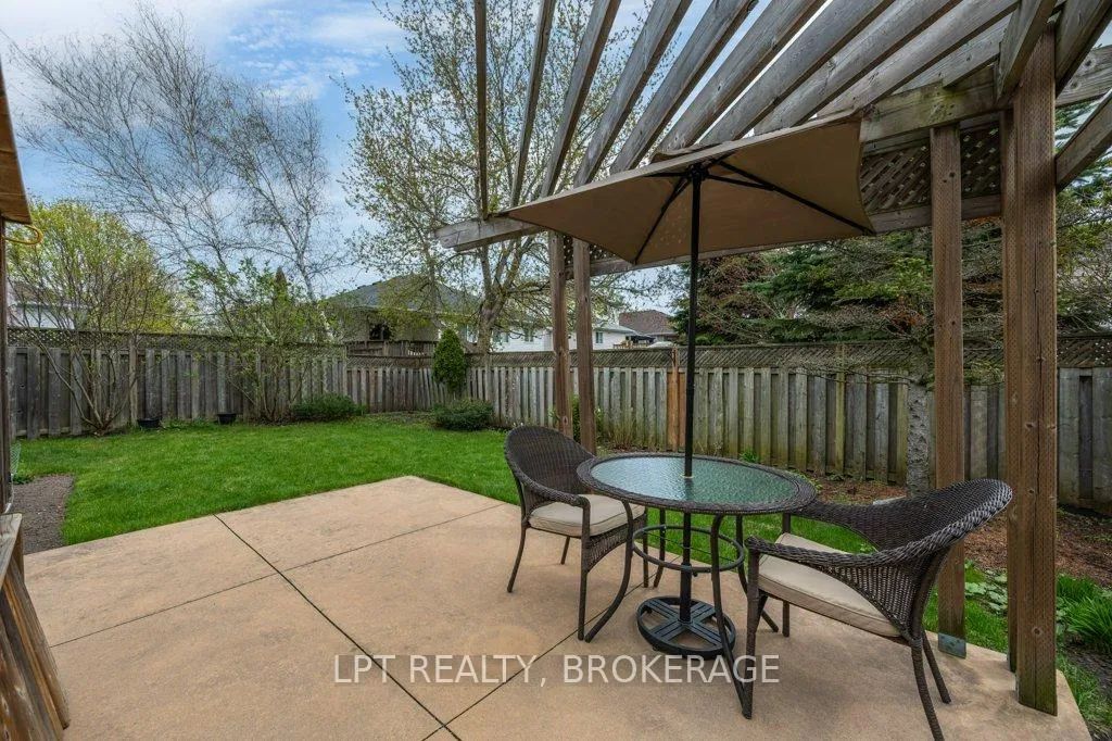 Photo 40 of 421 Cooke Crescent, Kingston, City Northwest — HOMEH