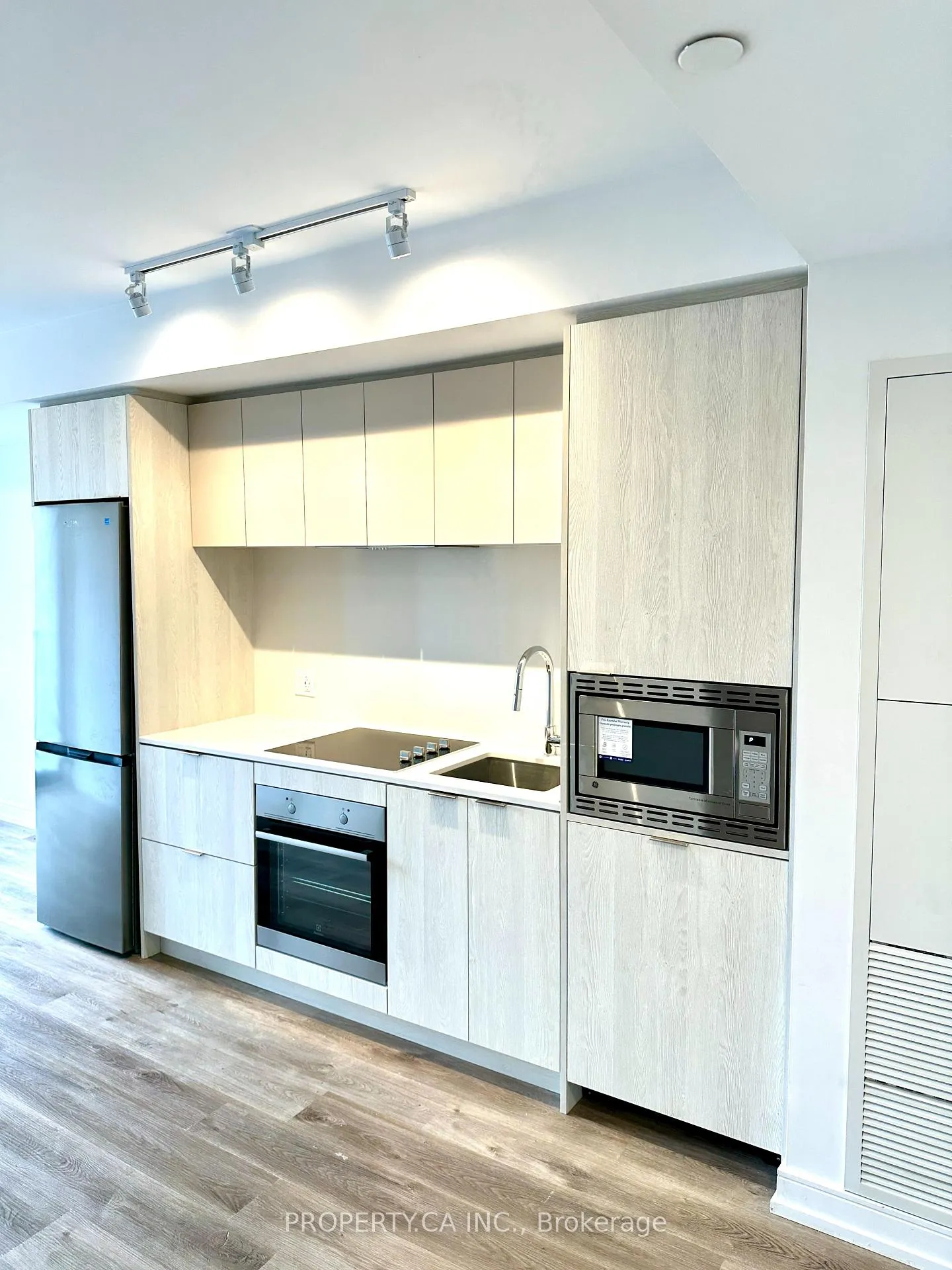 Photo 5 of Unit 328, 1 Jarvis Street, Hamilton, Beasley — HOMEH