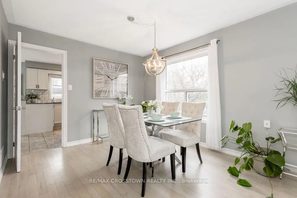 Photo 12 of 18 Stoneybrook Crescent, Barrie, Ardagh — HOMEH