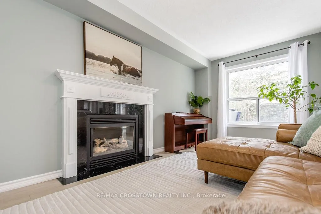 Photo 20 of 18 Stoneybrook Crescent, Barrie, Ardagh — HOMEH