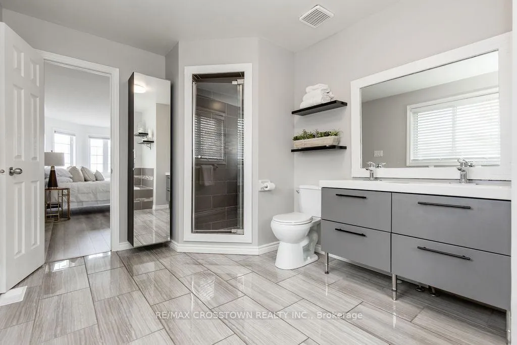 Photo 26 of 18 Stoneybrook Crescent, Barrie, Ardagh — HOMEH